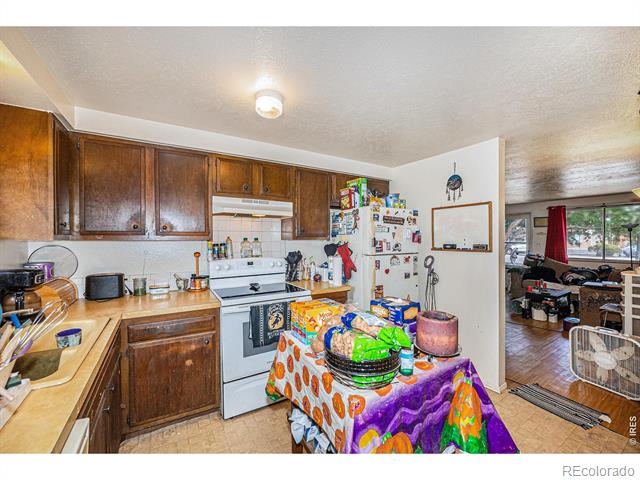 3321-3323 Butternut Drive