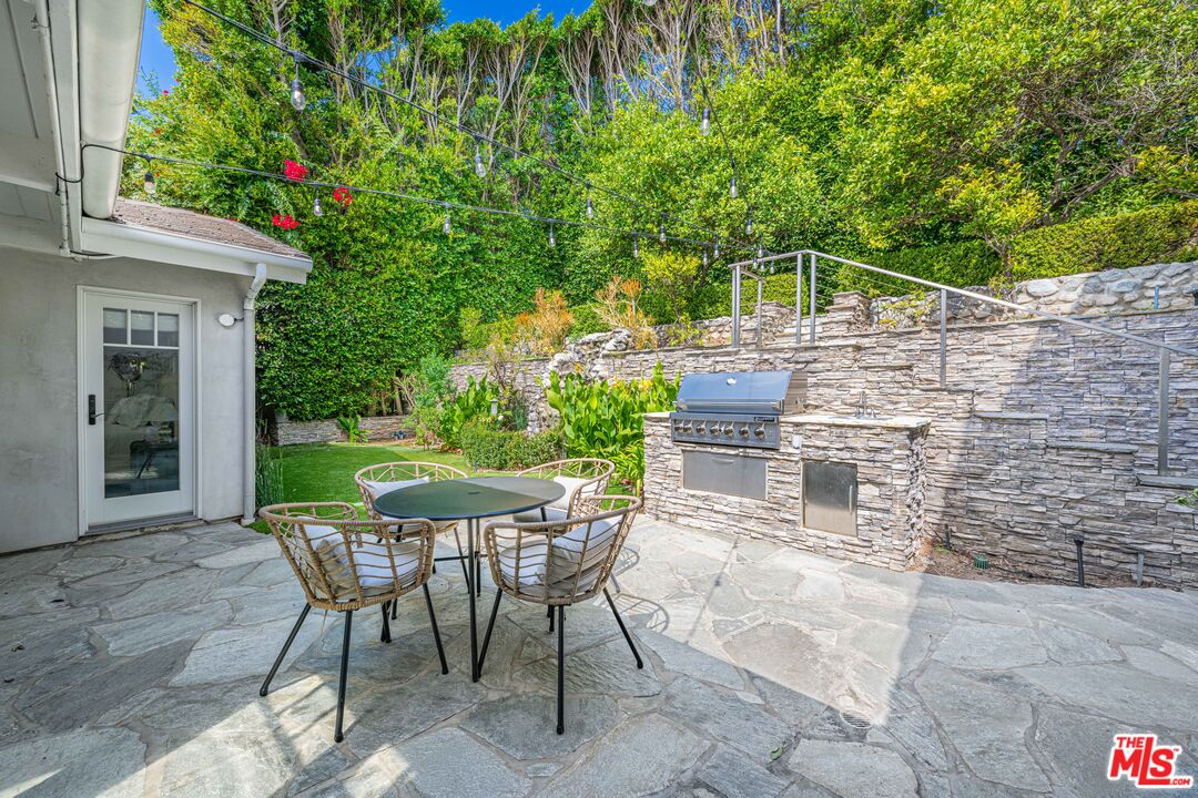 31755 Cottontail Ln