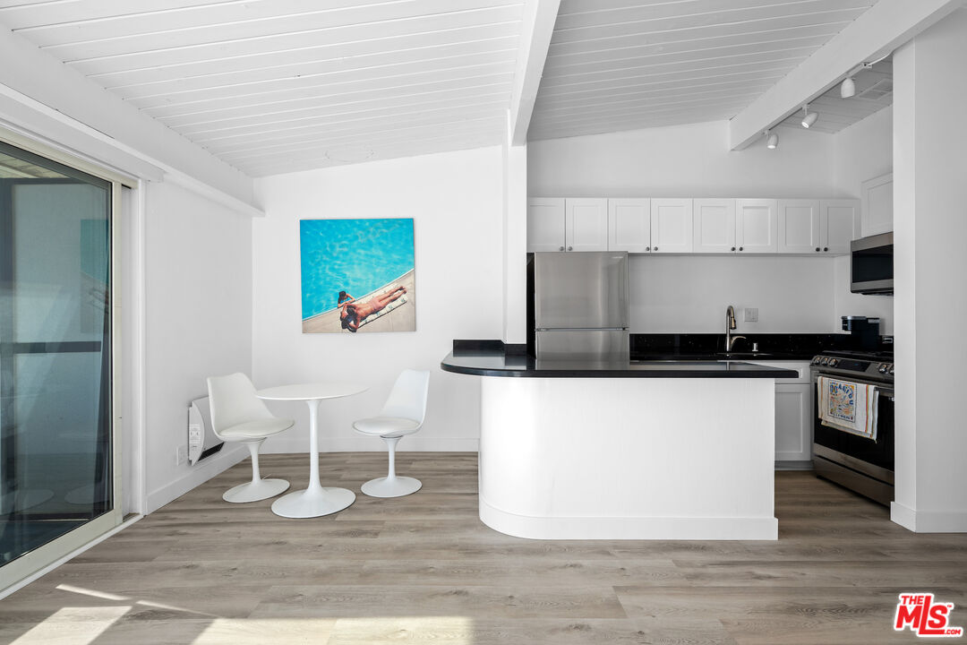25154 Malibu Rd Unit: 4
