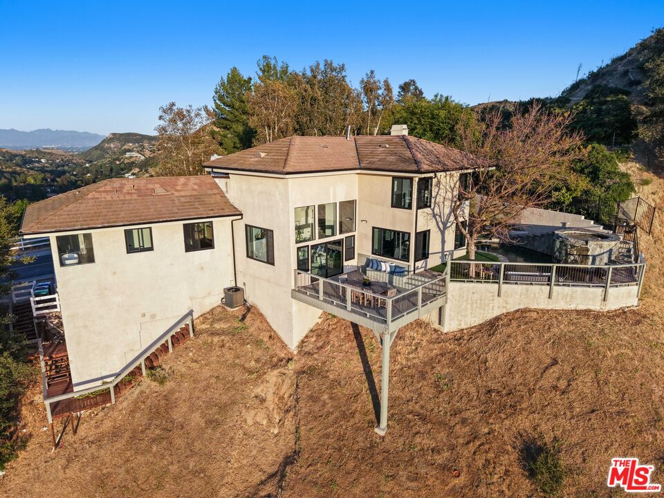 53 Saddlebow Rd