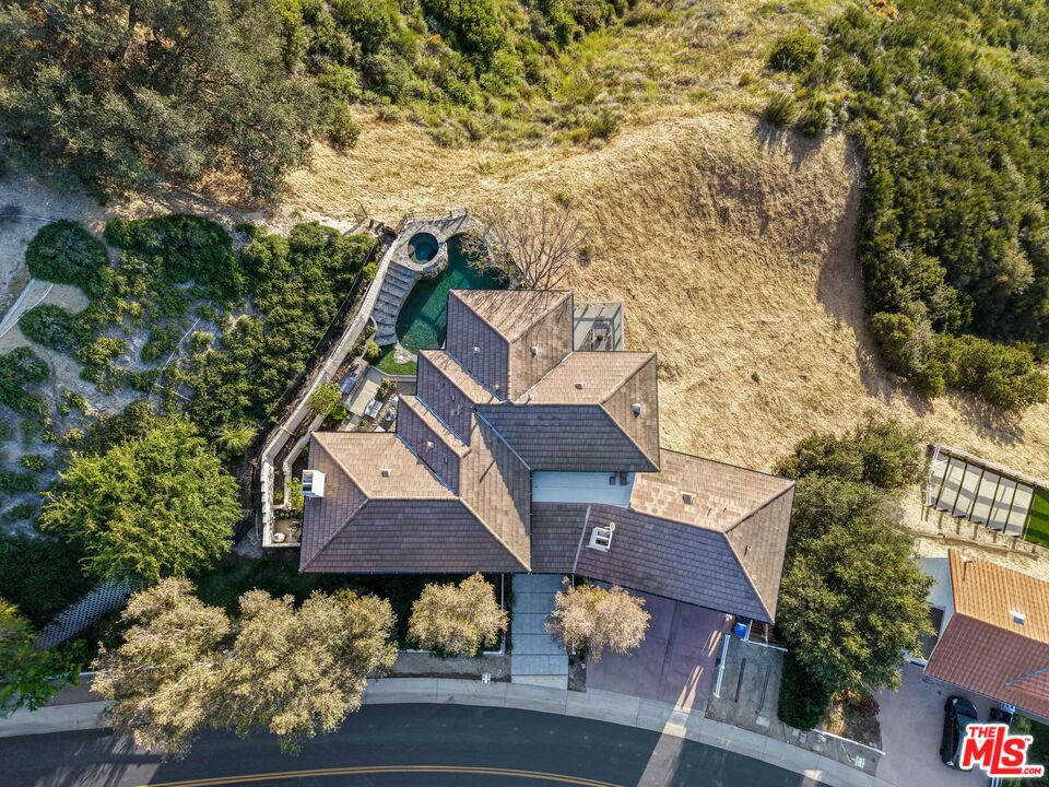 53 Saddlebow Rd