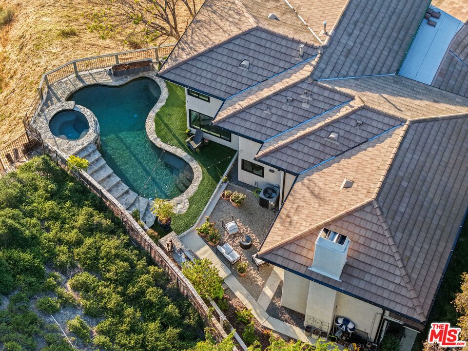 53 Saddlebow Rd