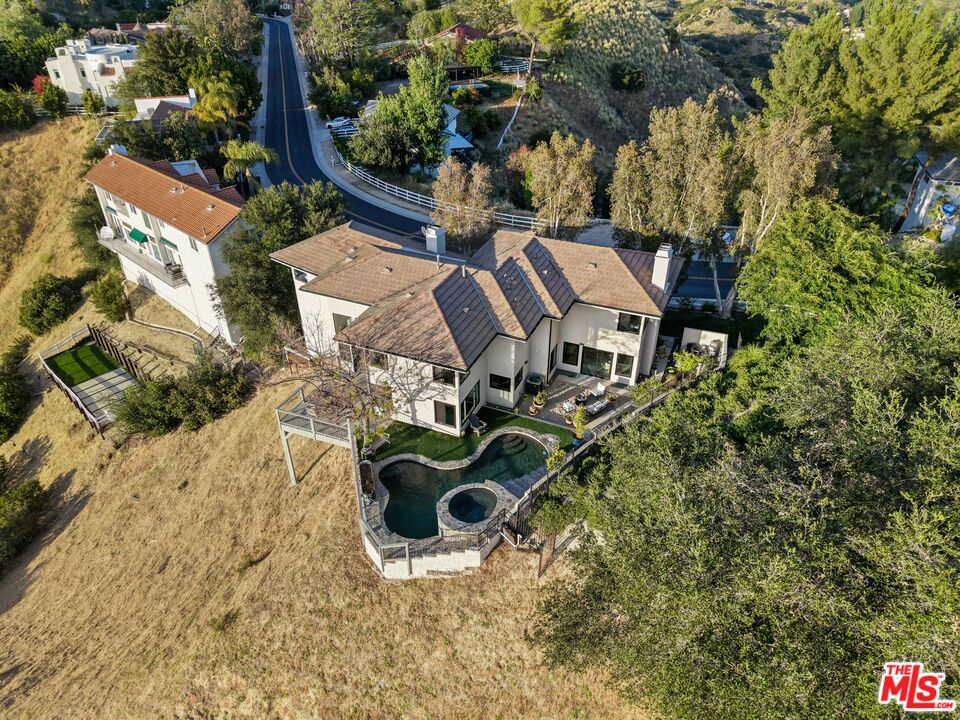 53 Saddlebow Rd