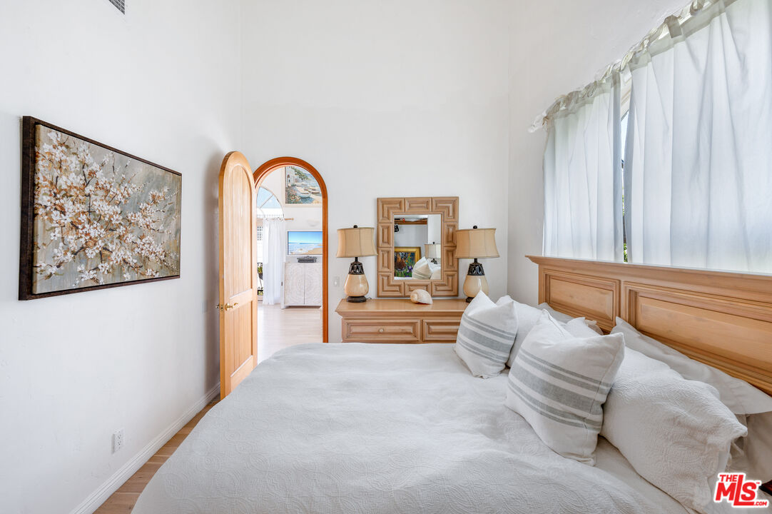 23620 Malibu Colony Rd