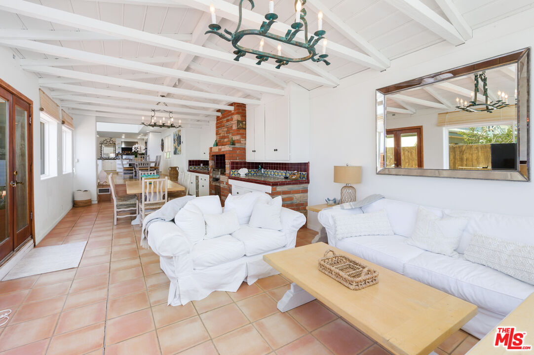 23620 Malibu Colony Rd