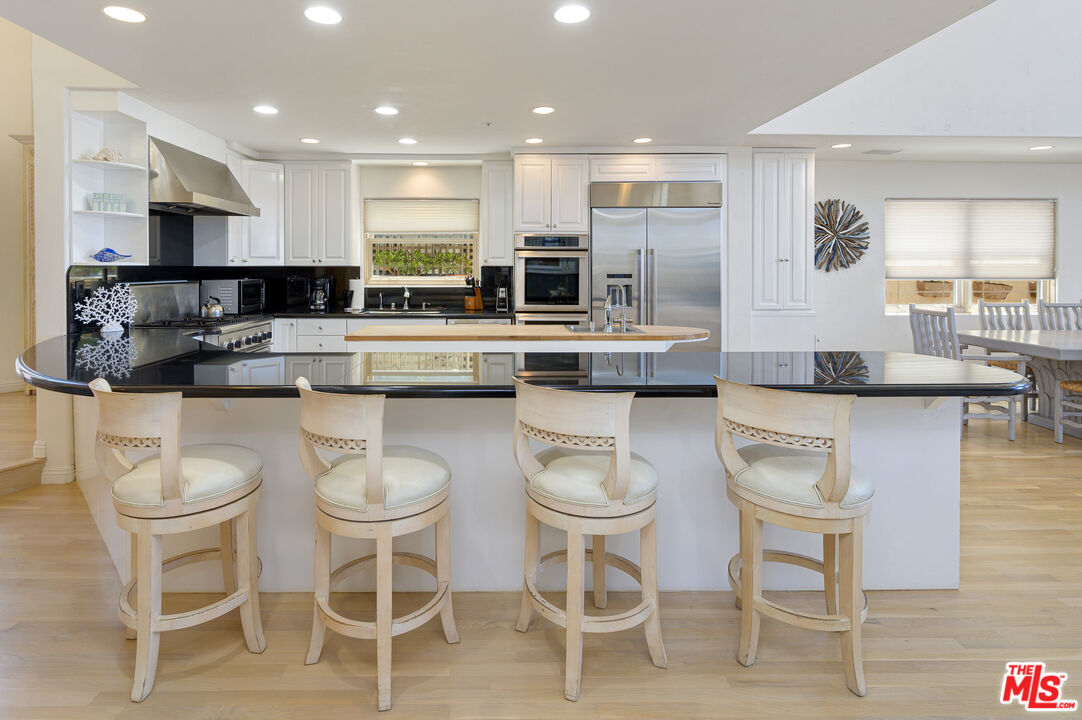 23620 Malibu Colony Rd