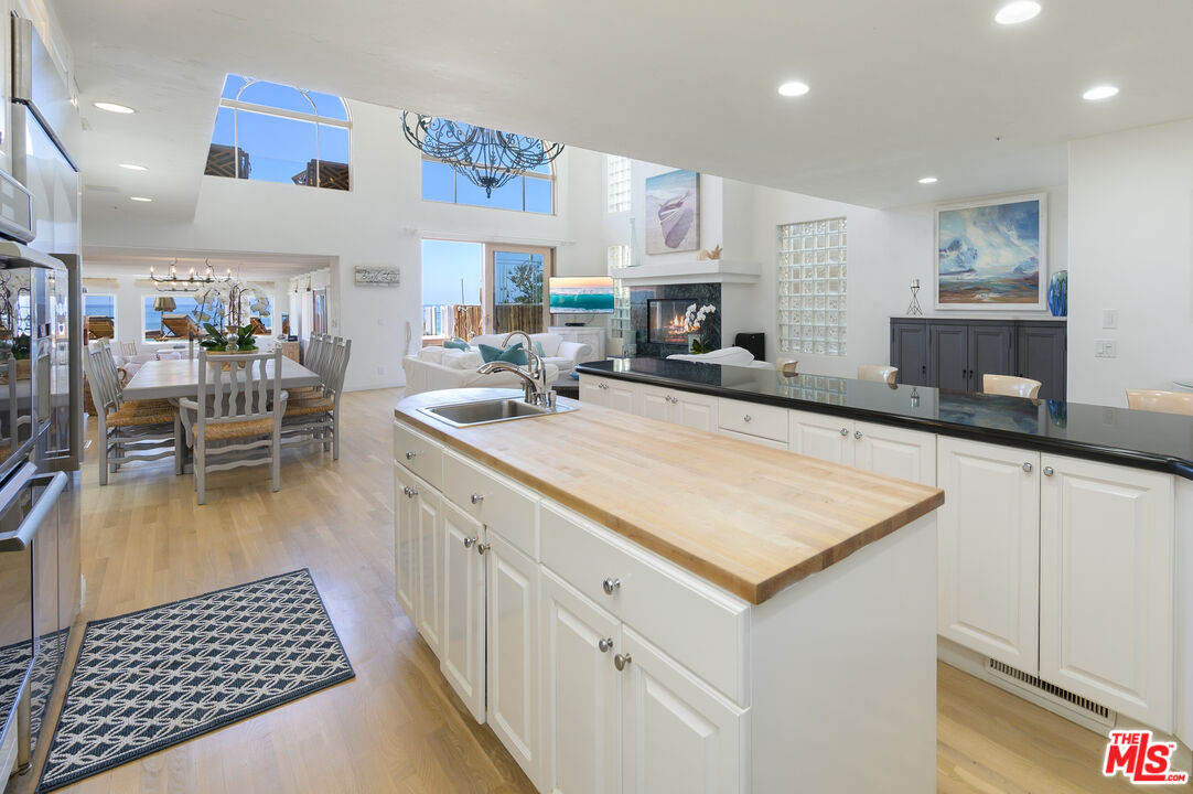 23620 Malibu Colony Rd