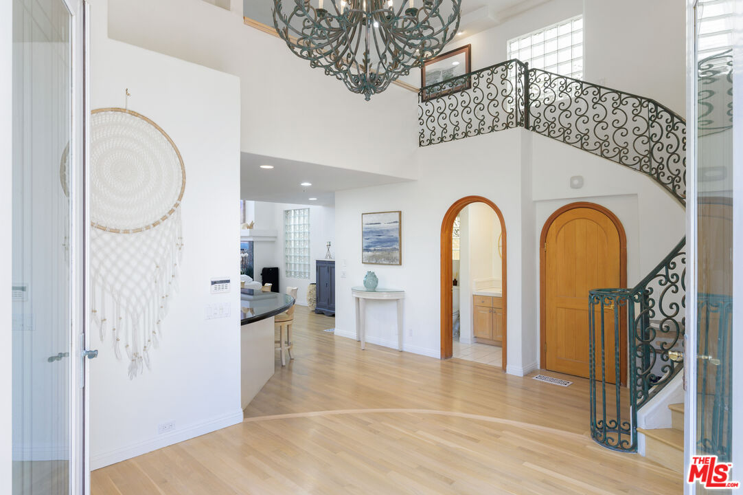 23620 Malibu Colony Rd