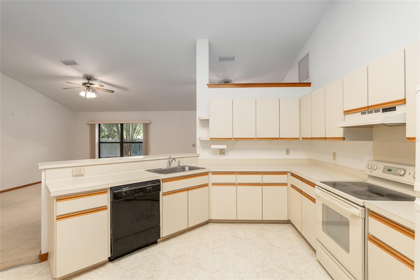 5455 SW 84TH PL