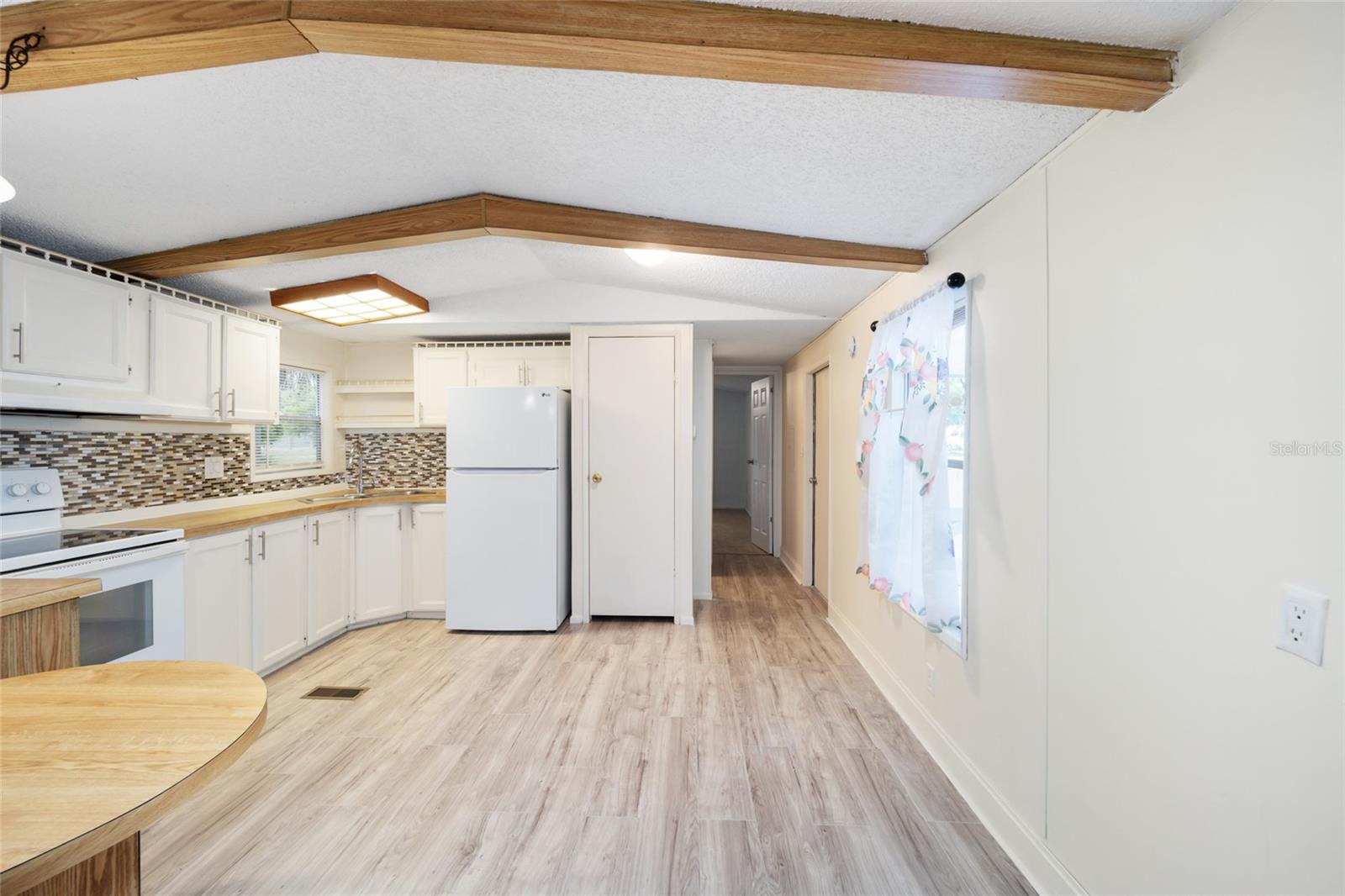 1222 NW 44TH ST