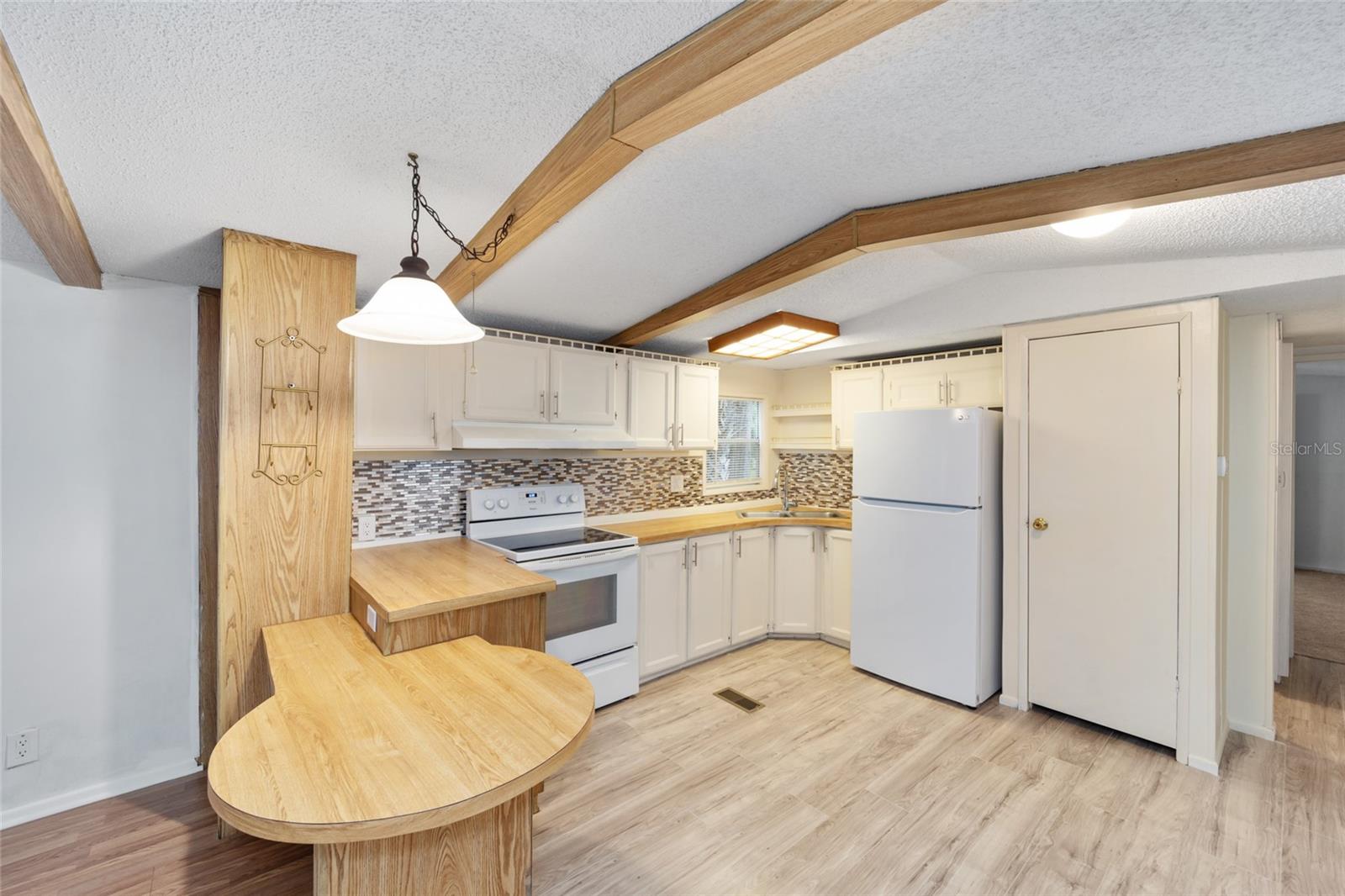 1222 NW 44TH ST