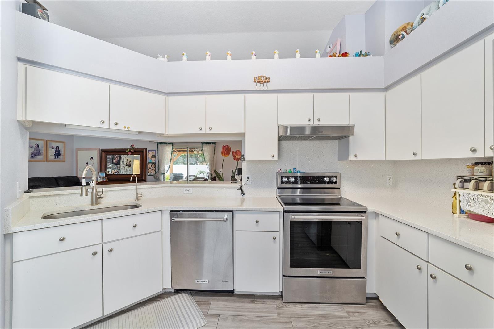 6880 SE 103RD PL