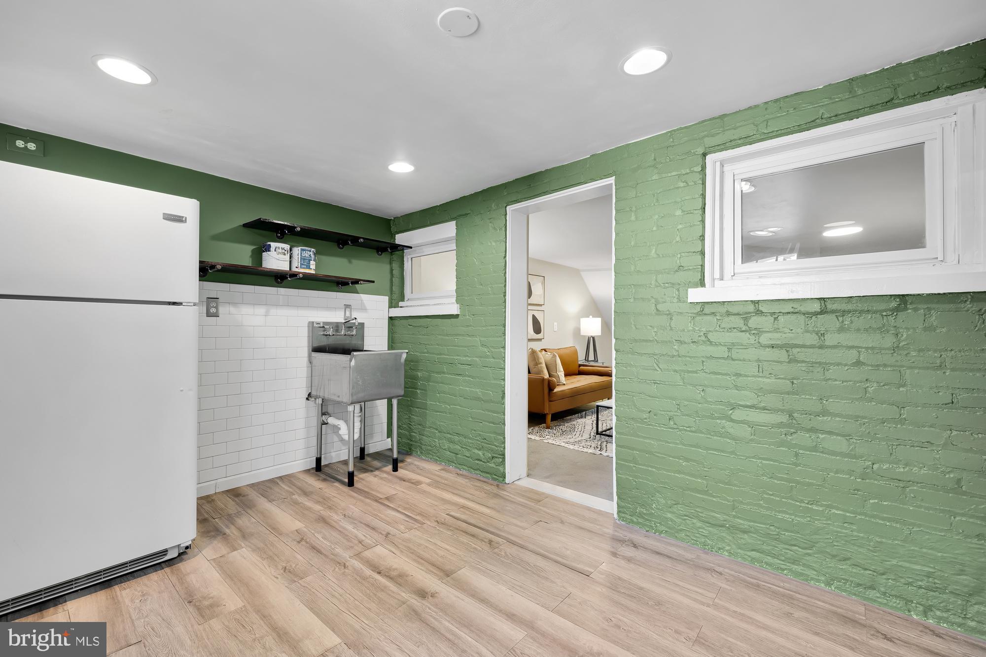 403 DELAFIELD PLACE NW