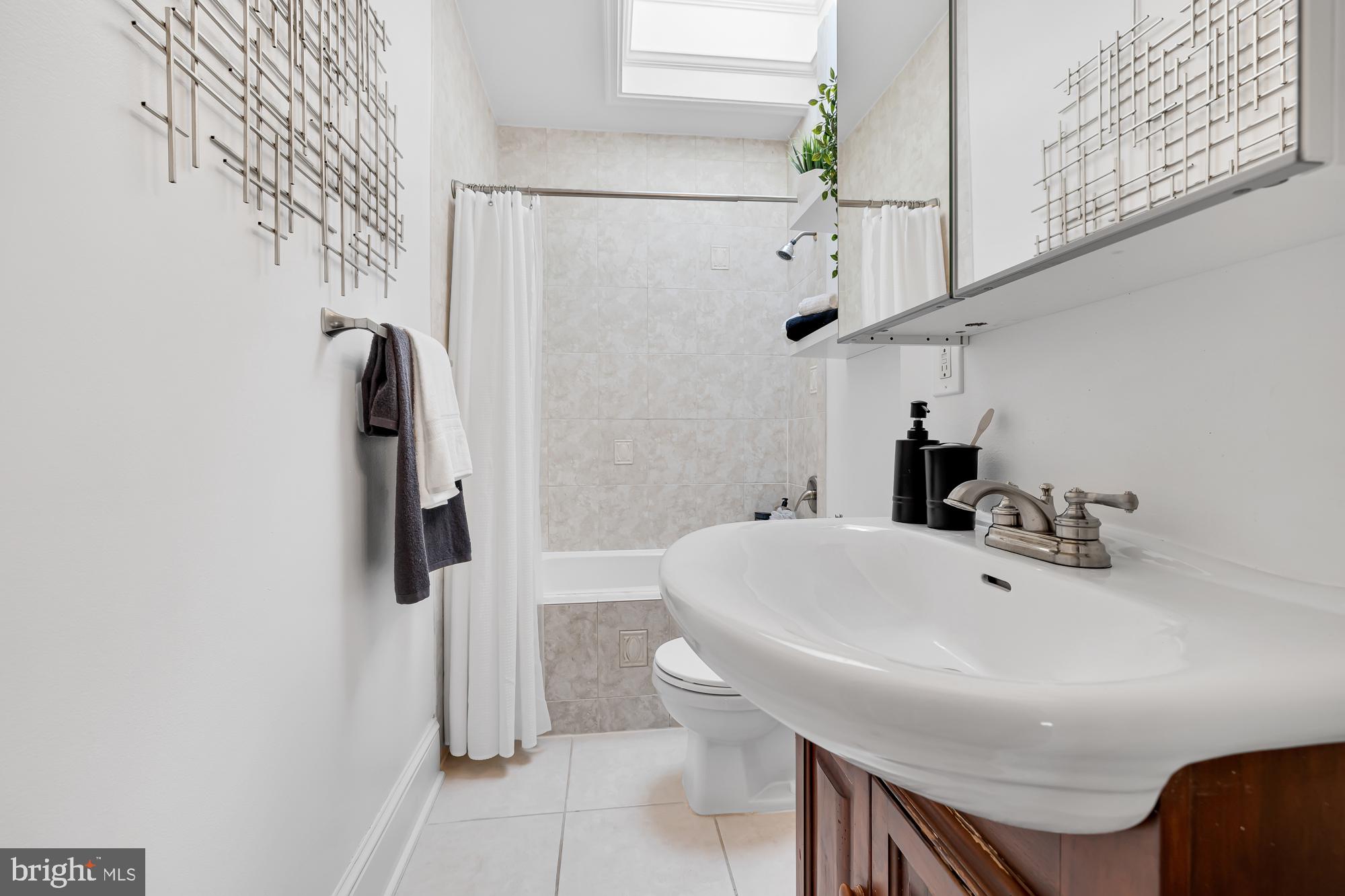 403 DELAFIELD PLACE NW