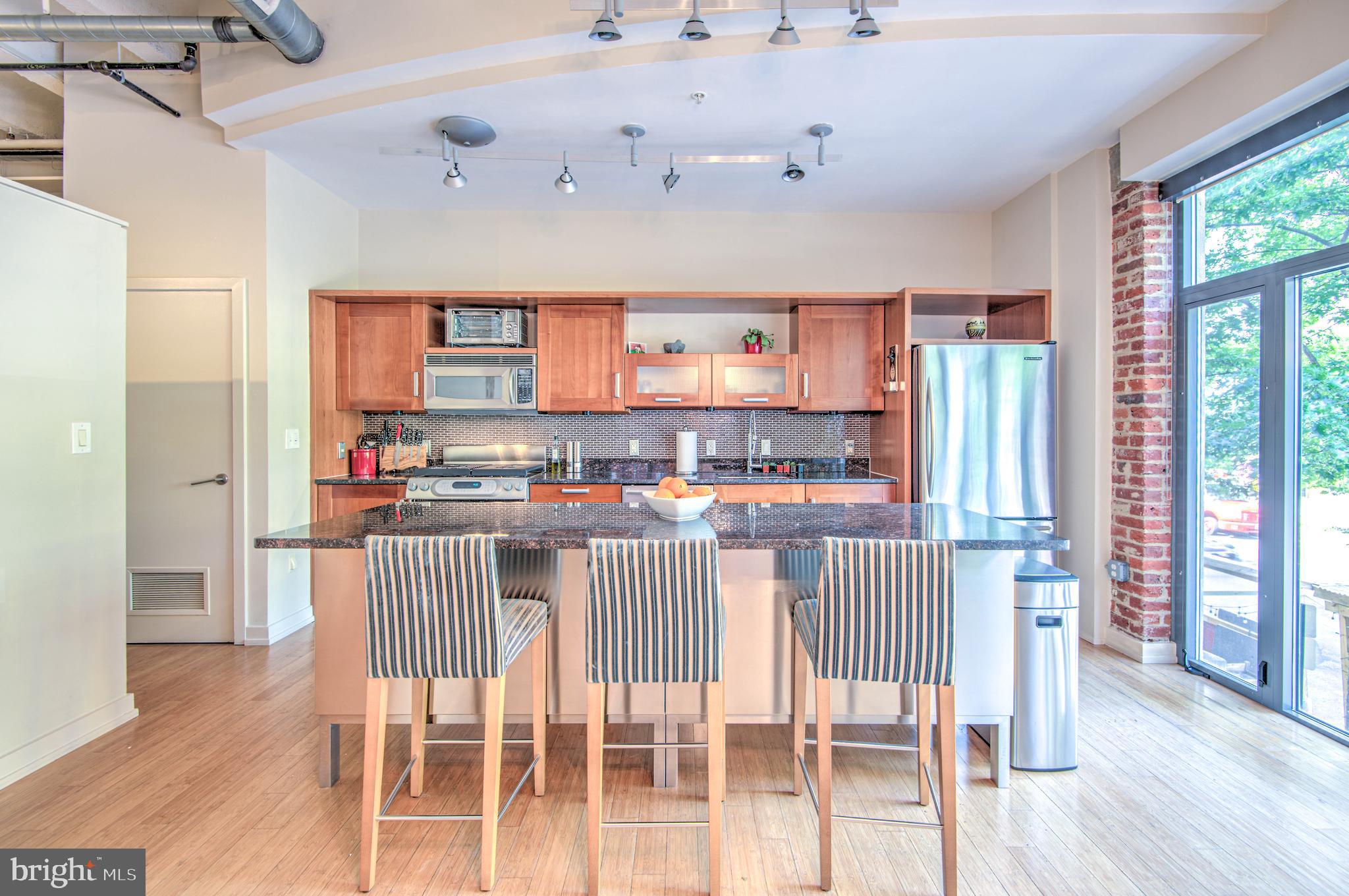 1400 CHURCH STREET NW Unit: 204