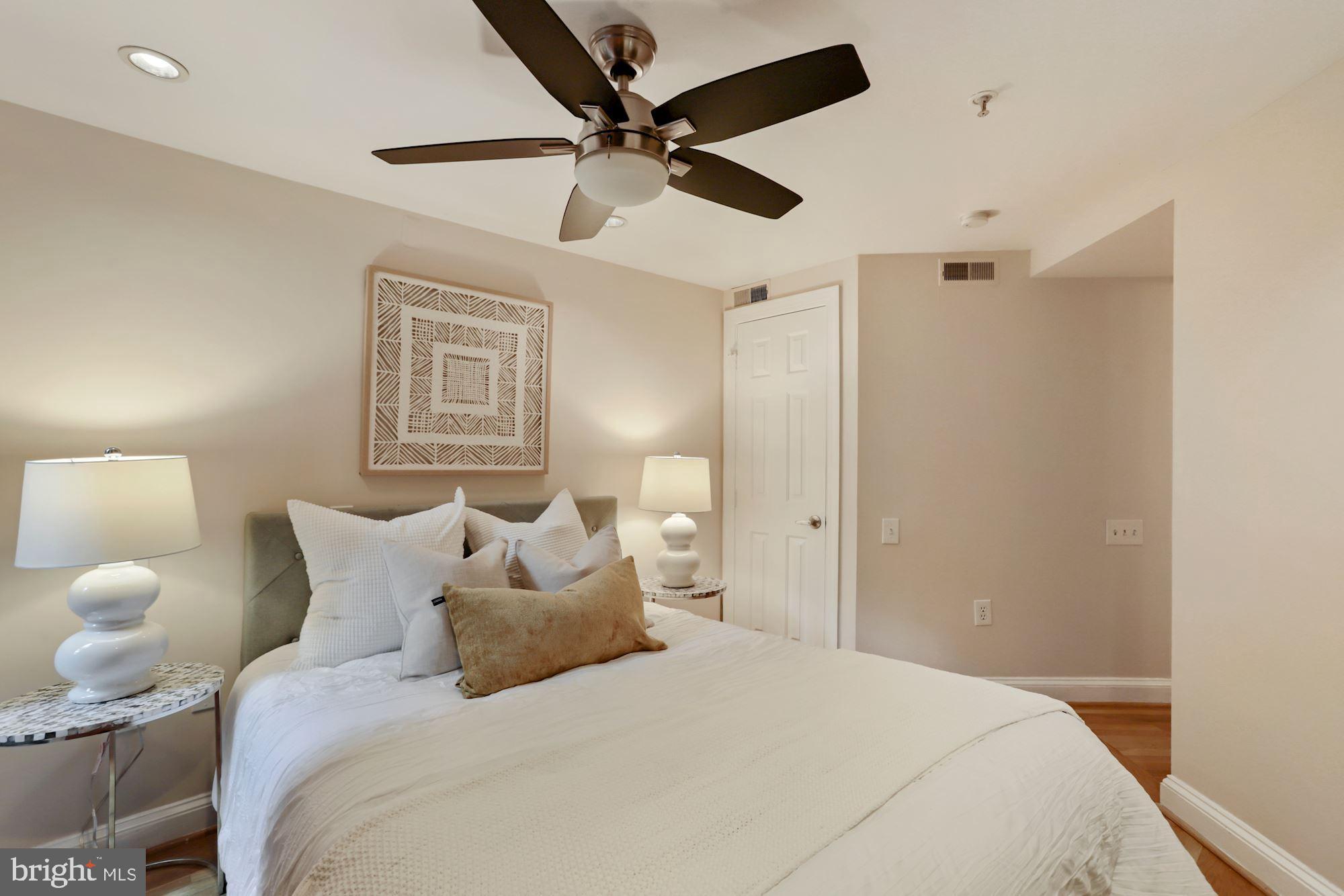 1713 18TH STREET NW Unit: B