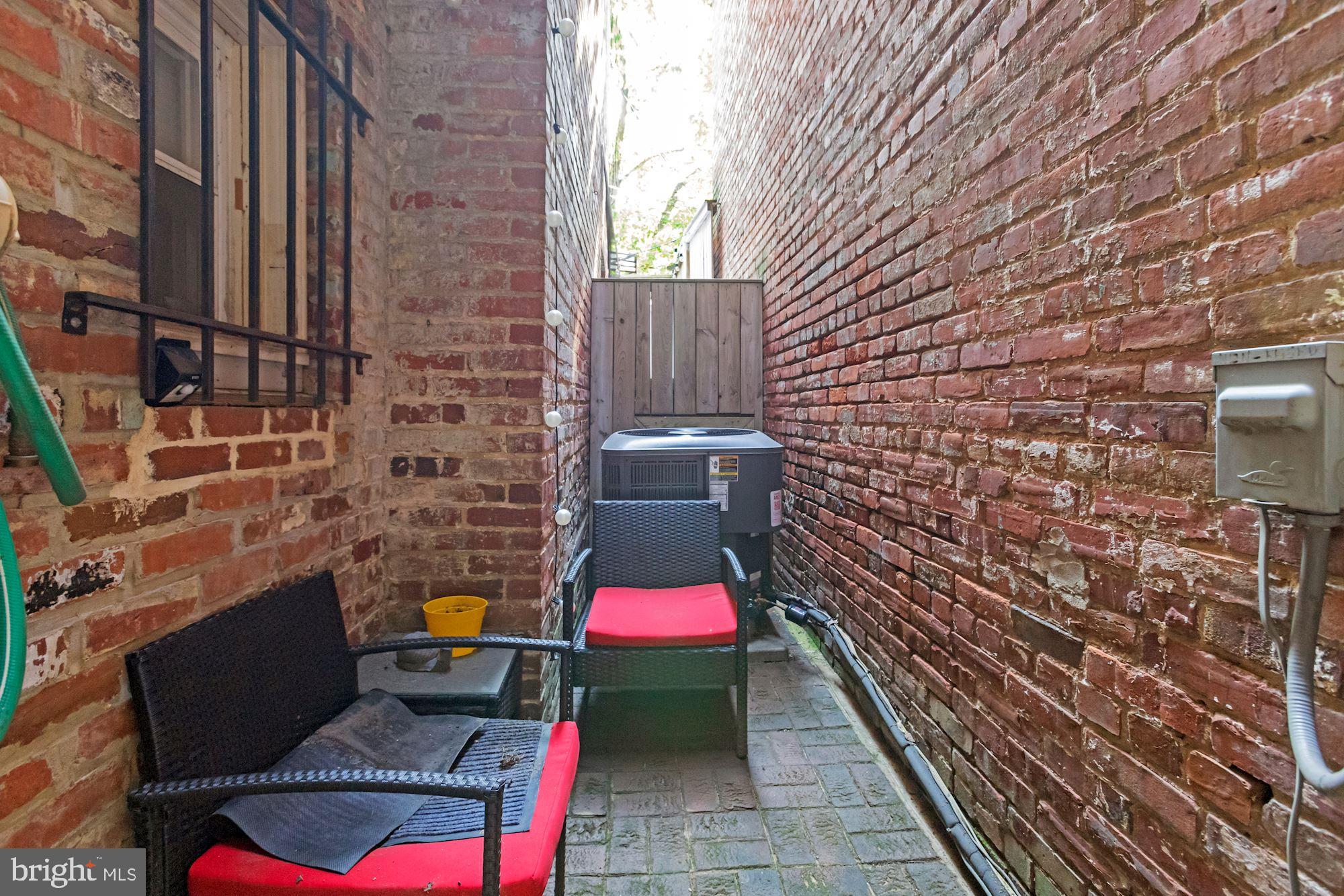 1713 18TH STREET NW Unit: B