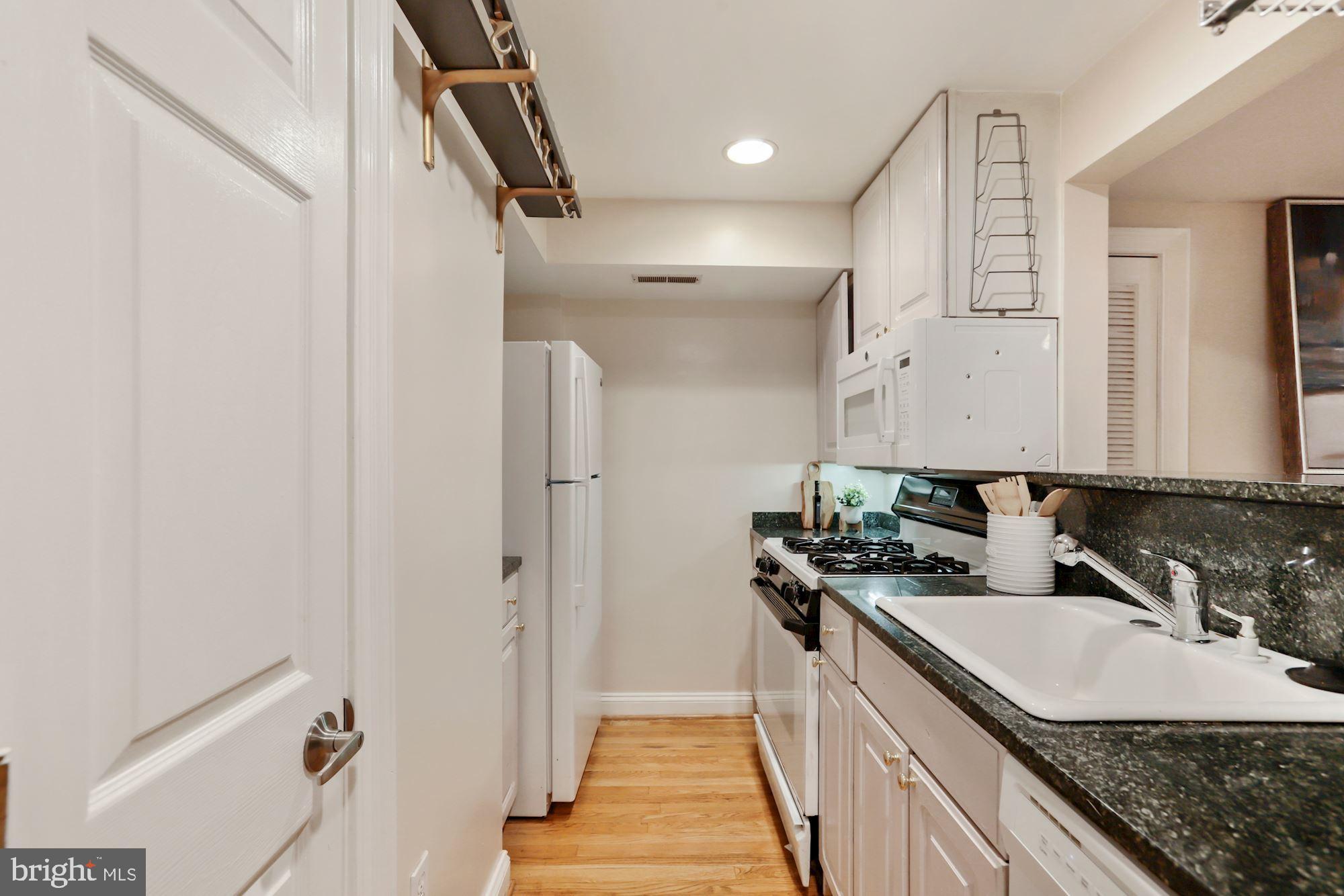 1713 18TH STREET NW Unit: B