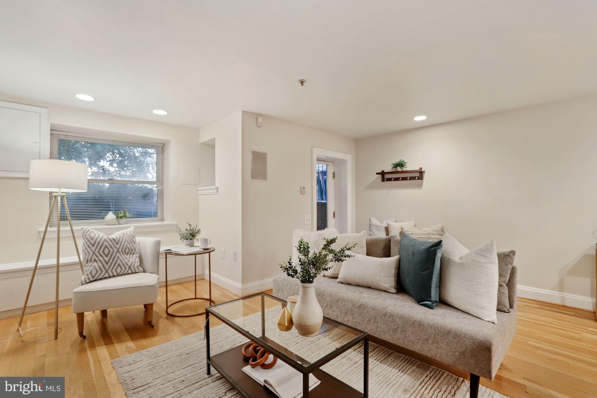 1713 18TH STREET NW Unit: B