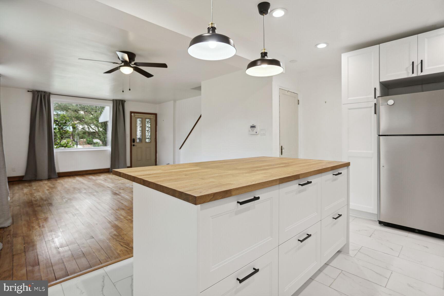 1605 FORT DUPONT STREET SE