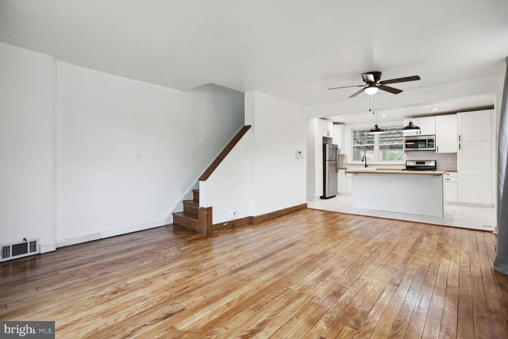 1605 FORT DUPONT STREET SE