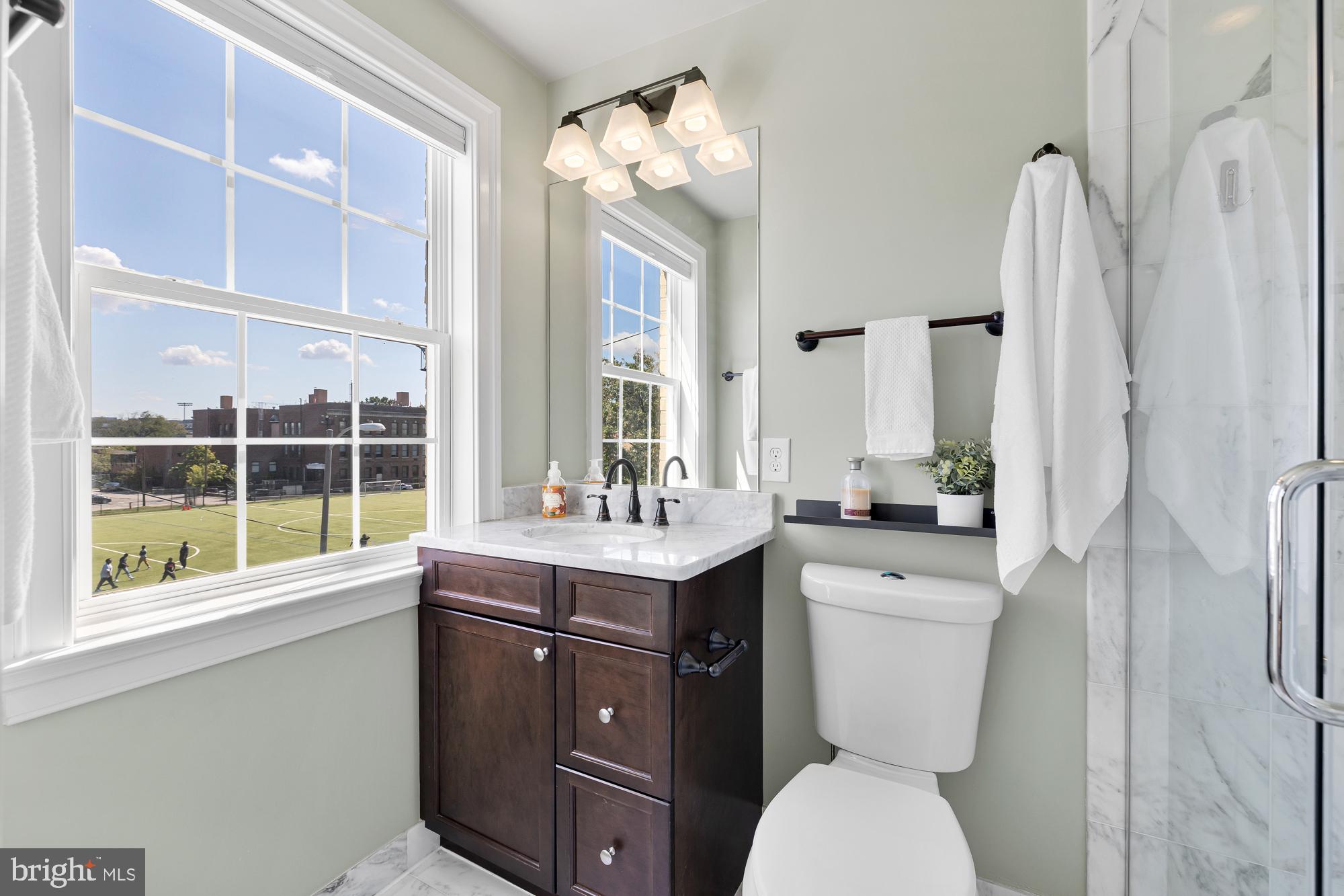 1427 5TH STREET NW Unit: 3
