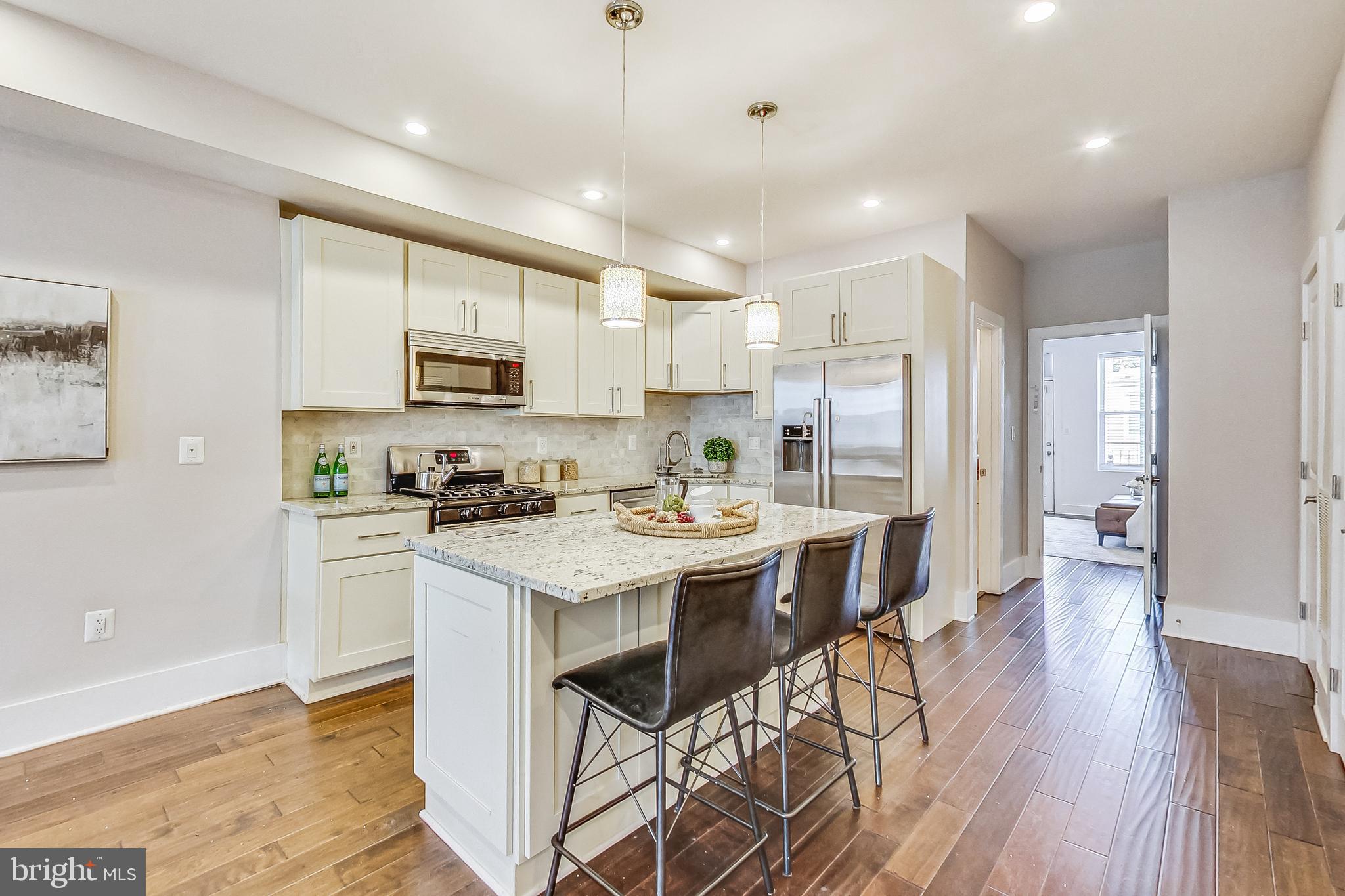 18 T STREET NE Unit: 2