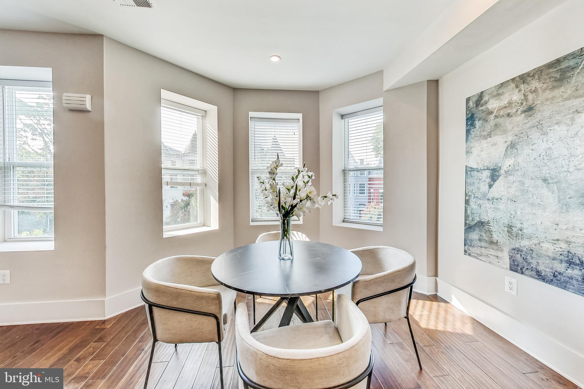 18 T STREET NE Unit: 2