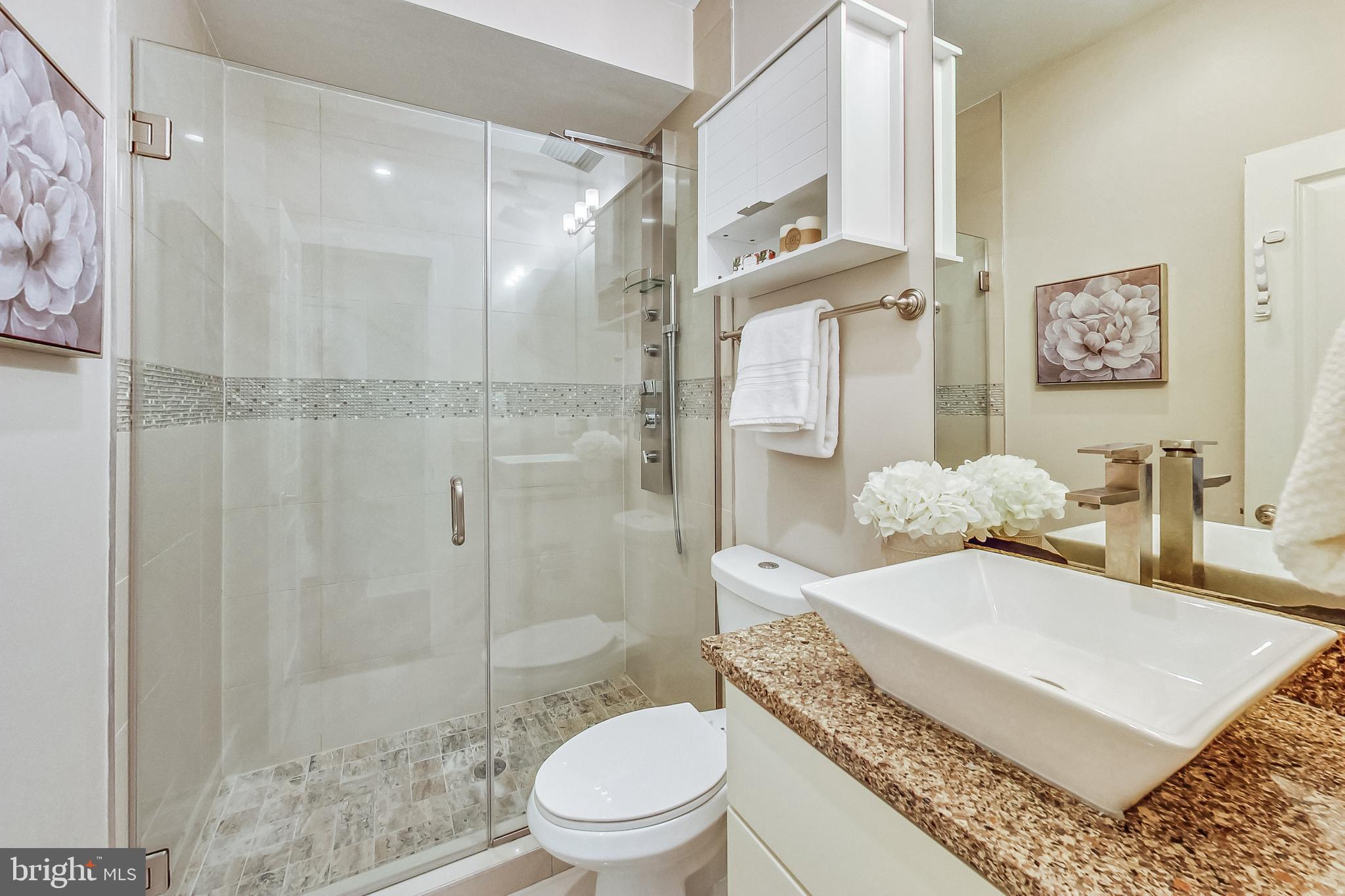 18 T STREET NE Unit: 2