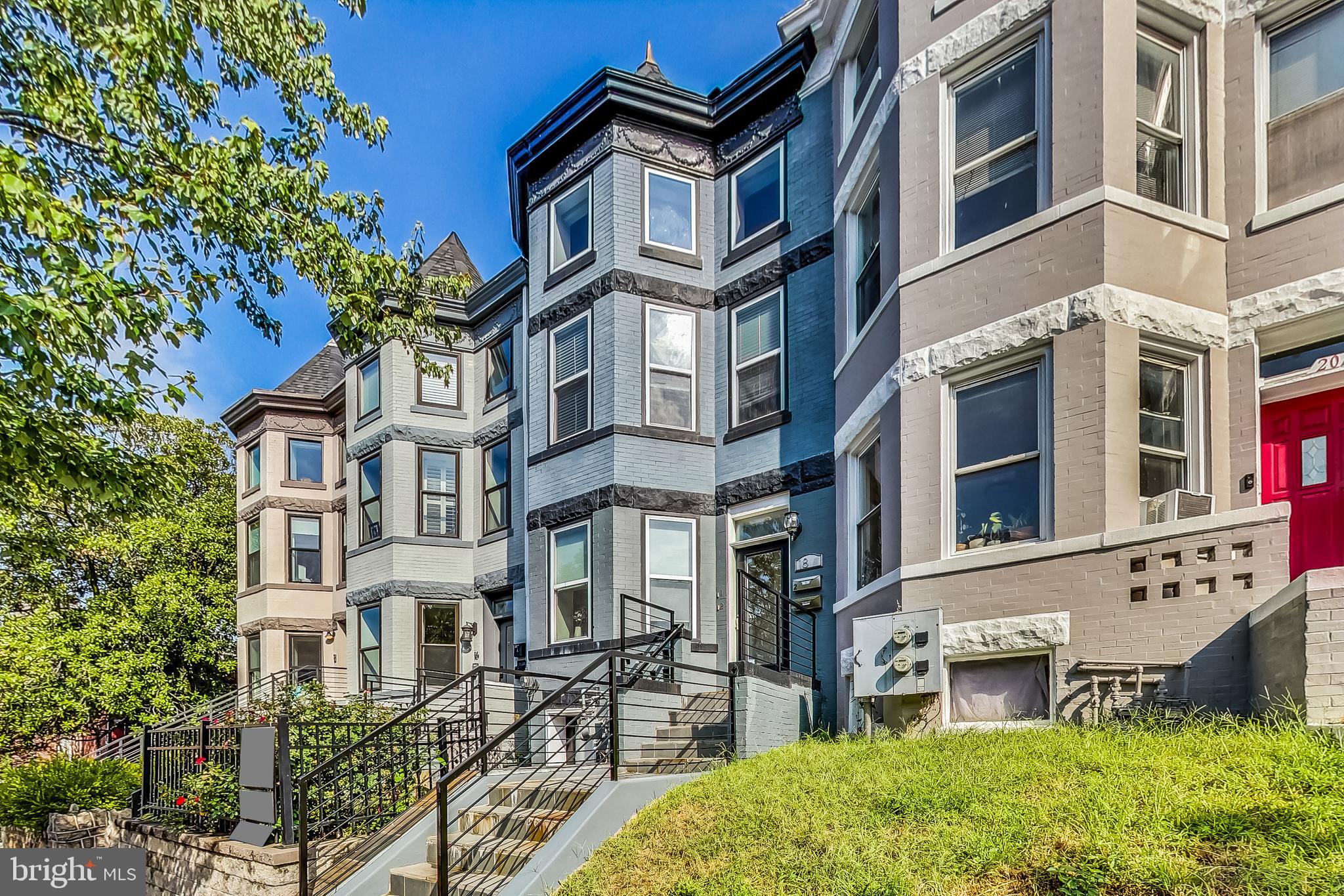 18 T STREET NE Unit: 2