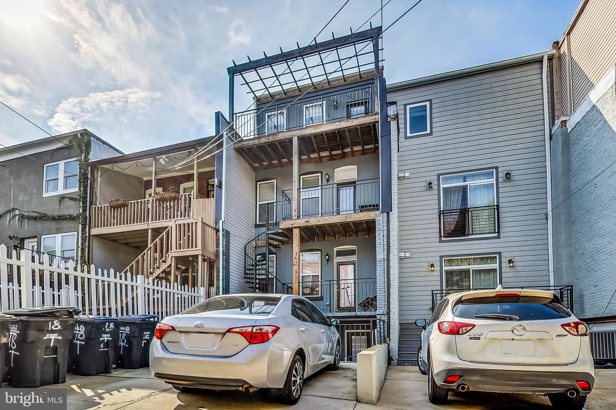 18 T STREET NE Unit: 2