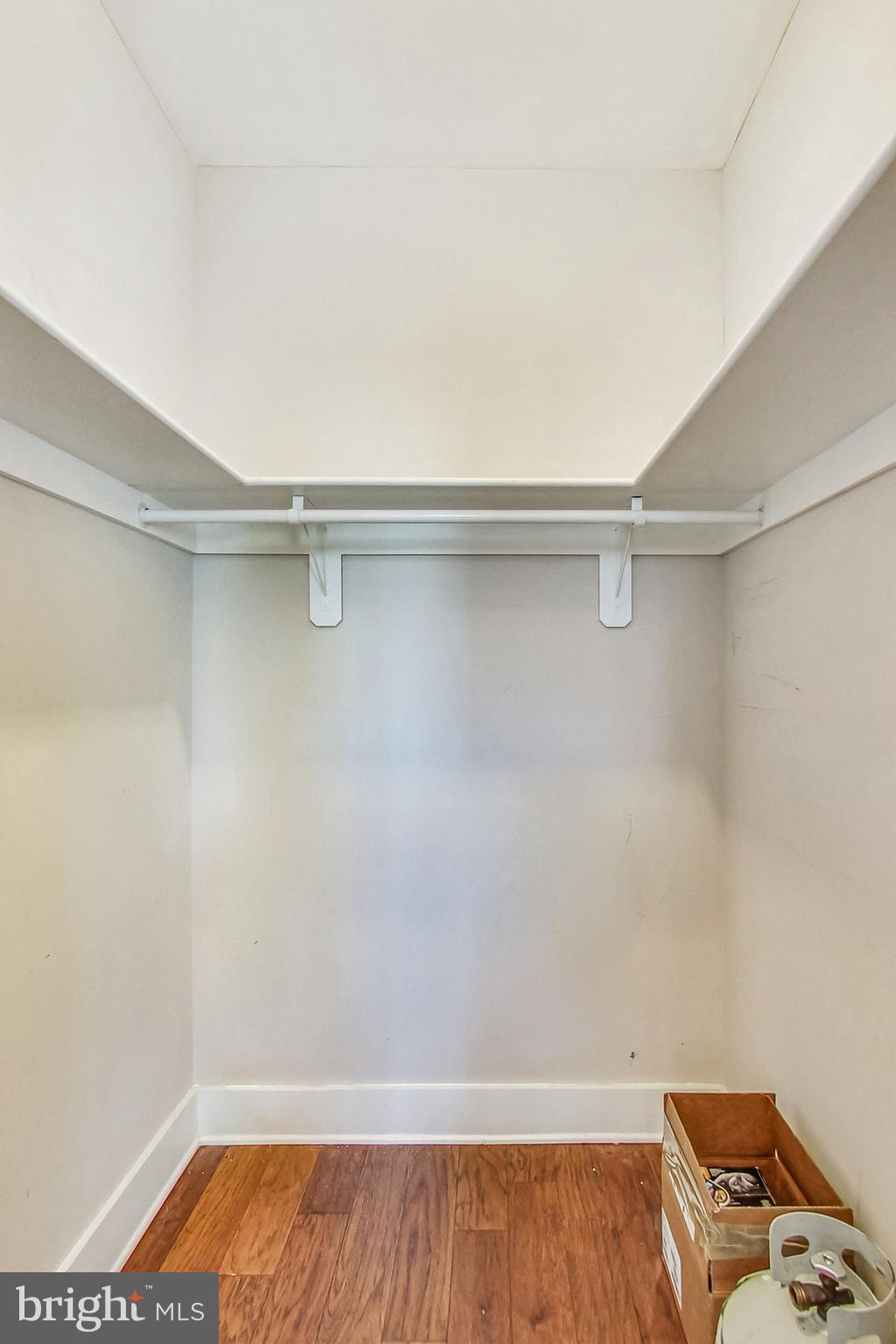 18 T STREET NE Unit: 2