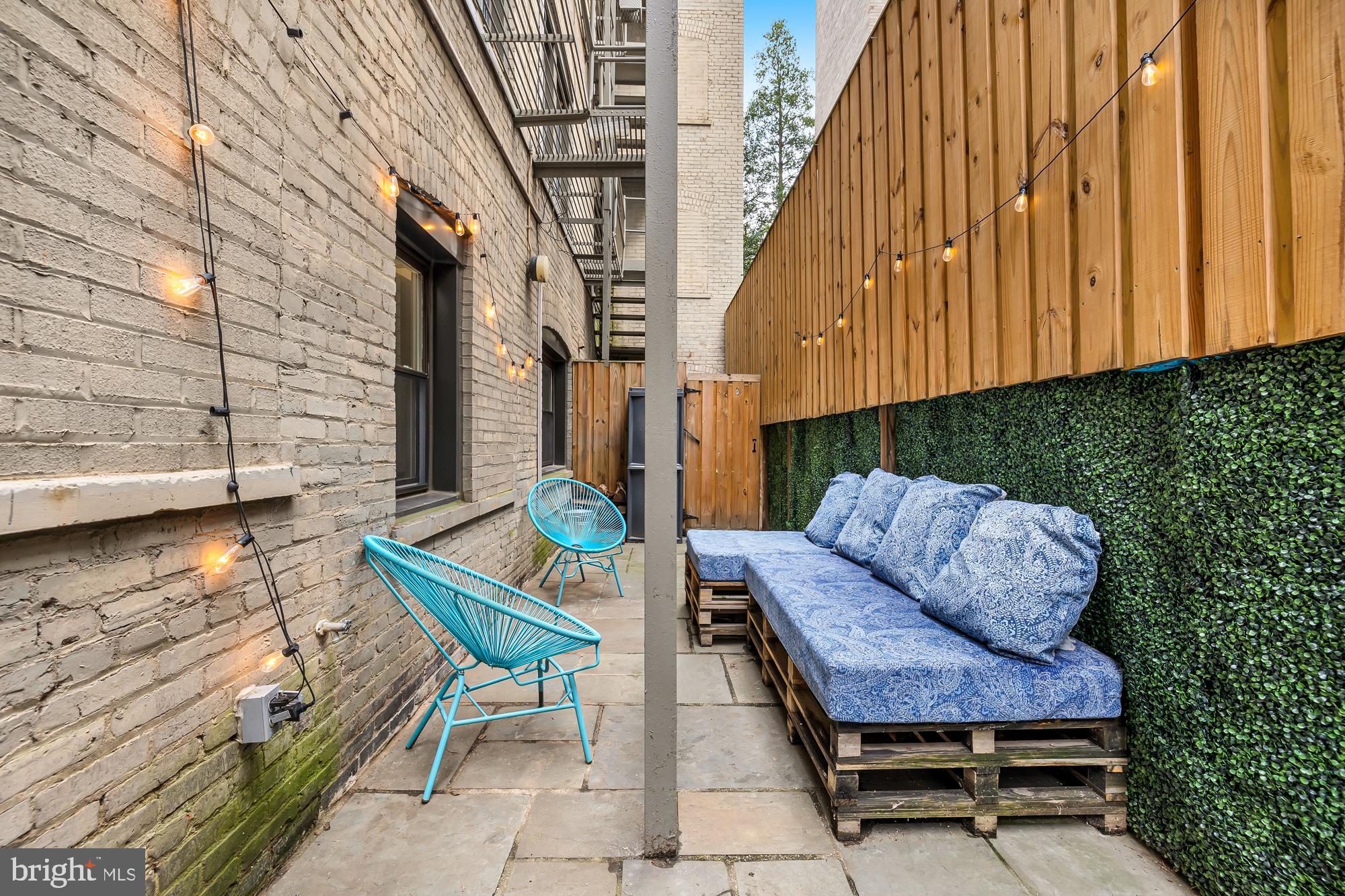 2012 O STREET NW Unit: 12