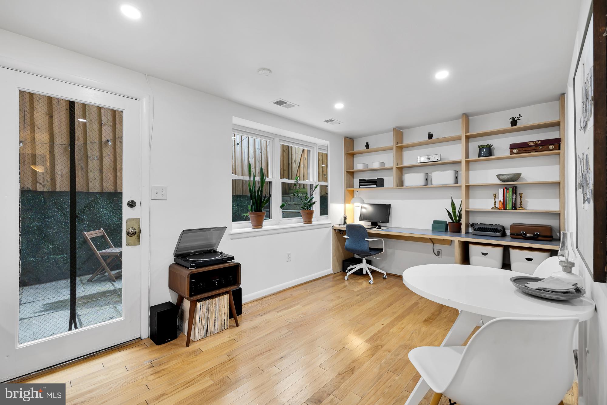 2012 O STREET NW Unit: 12