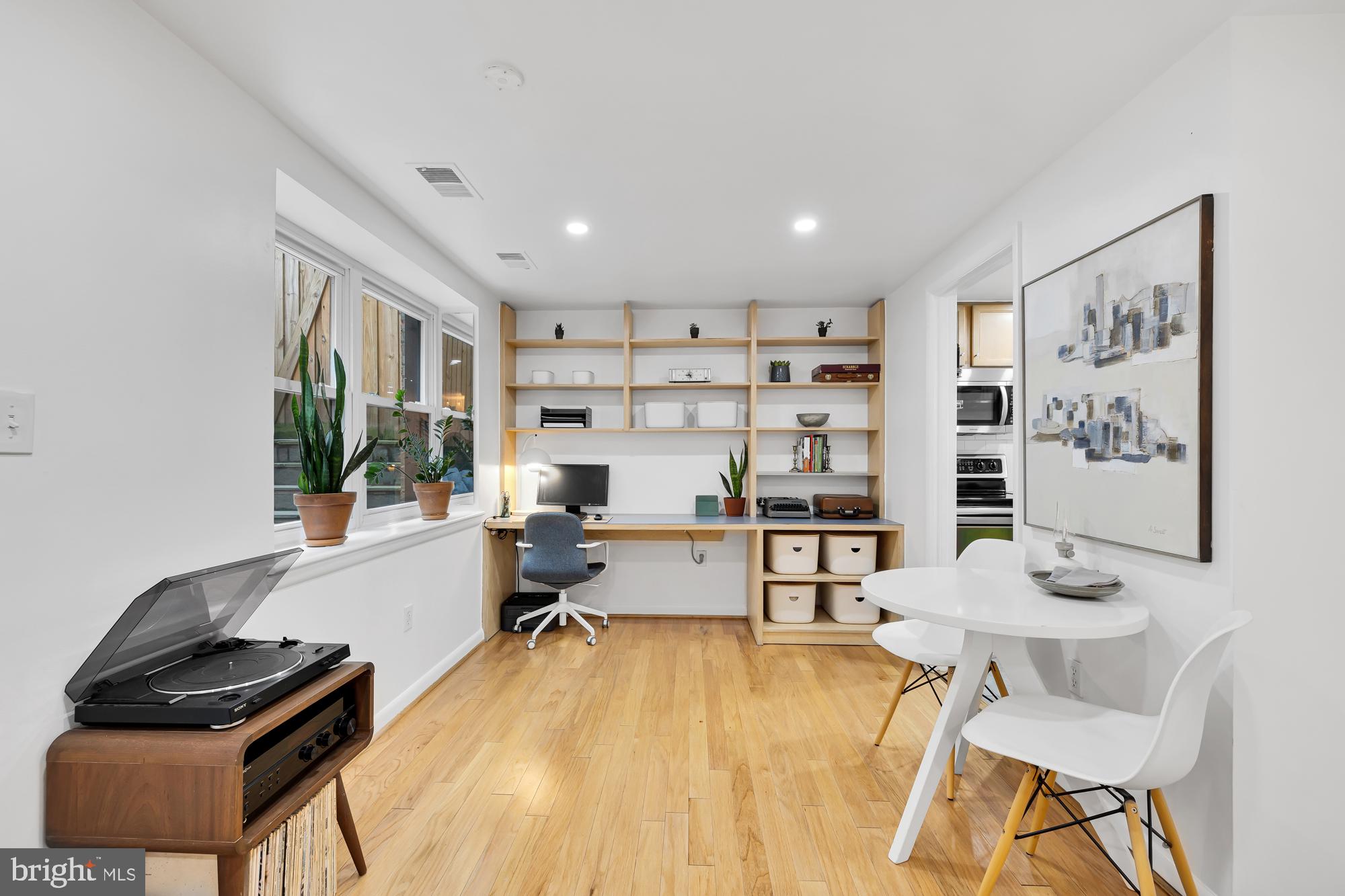 2012 O STREET NW Unit: 12