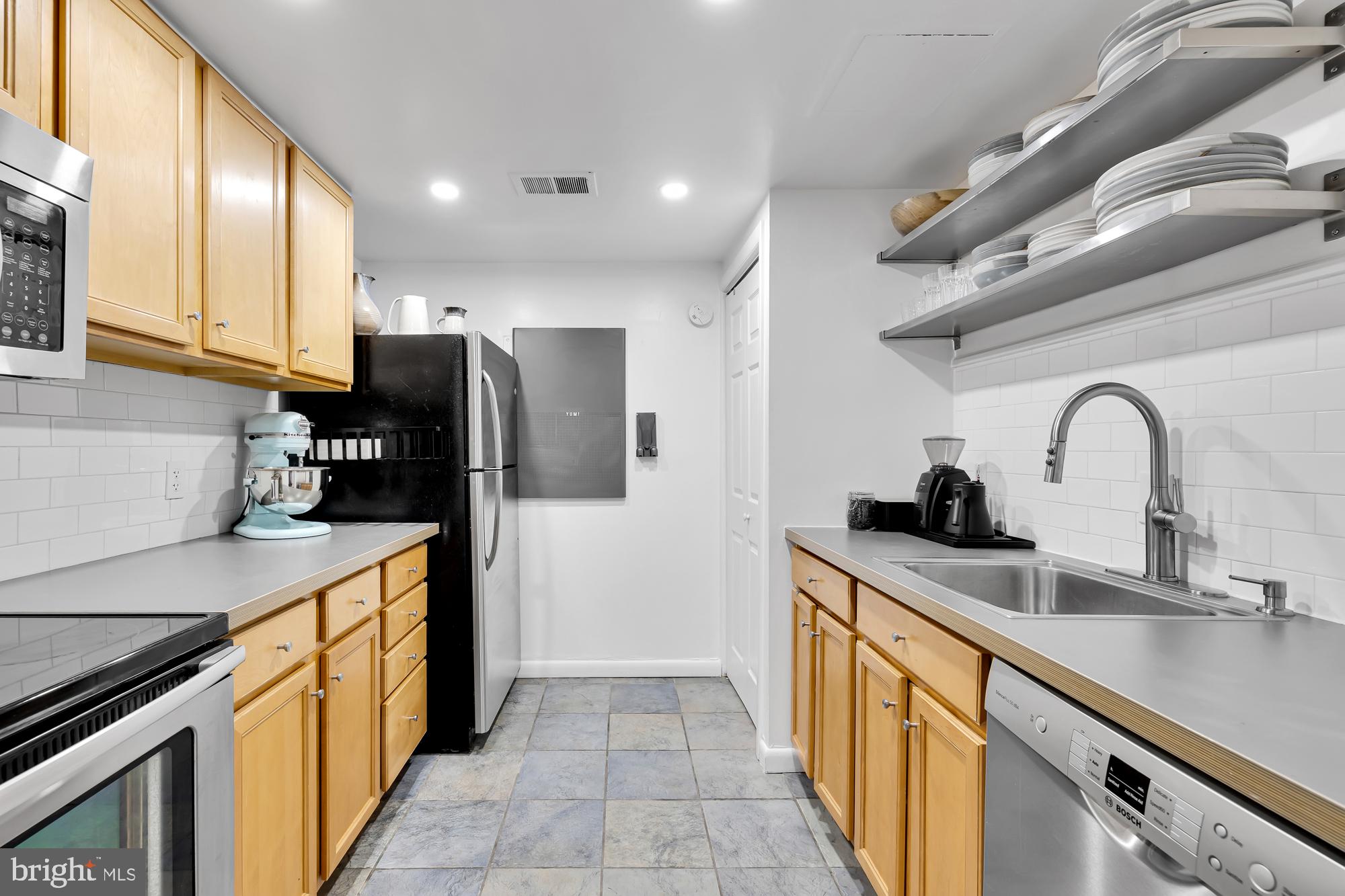 2012 O STREET NW Unit: 12