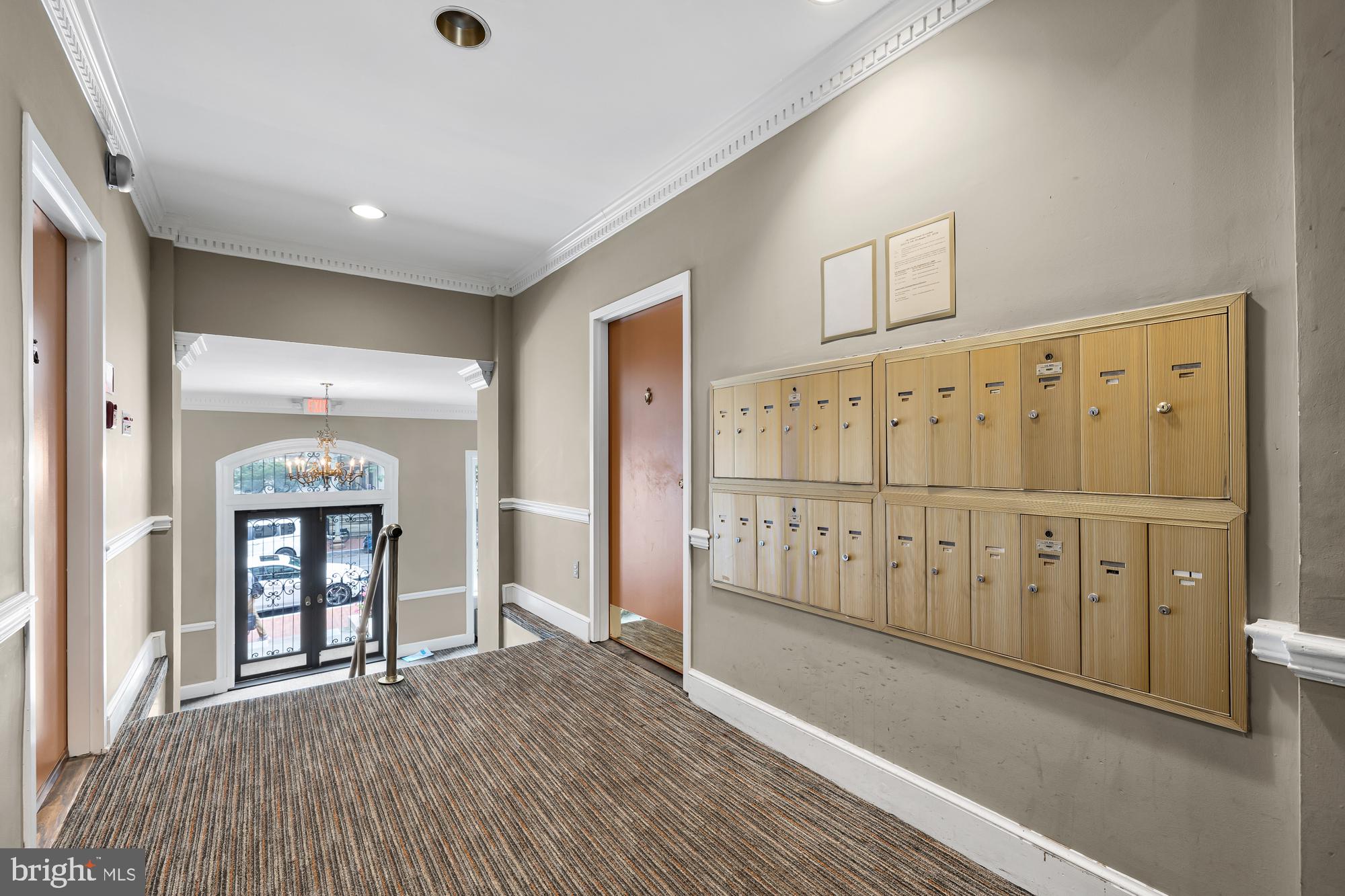 2012 O STREET NW Unit: 12