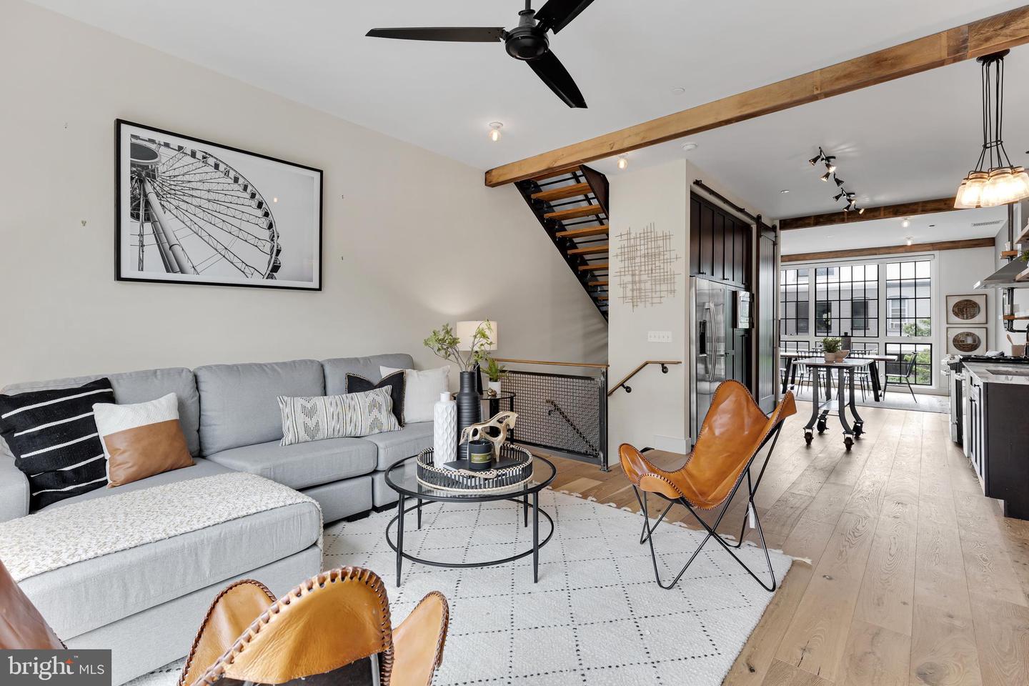 774 Girard STREET NW Unit: 4W