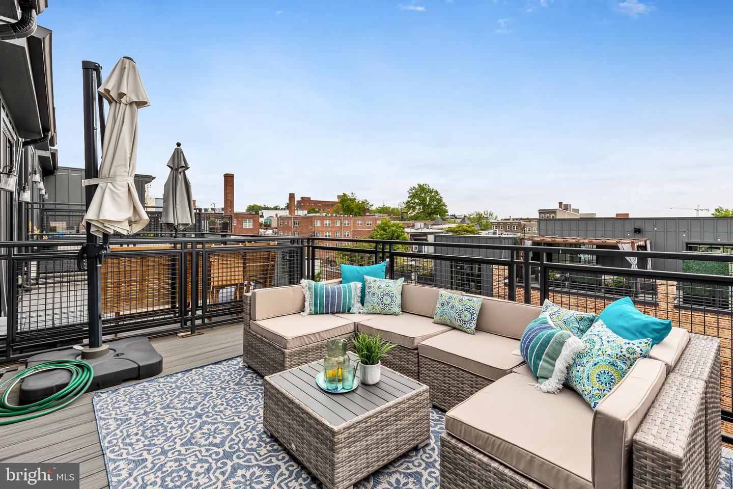 774 Girard STREET NW Unit: 4W