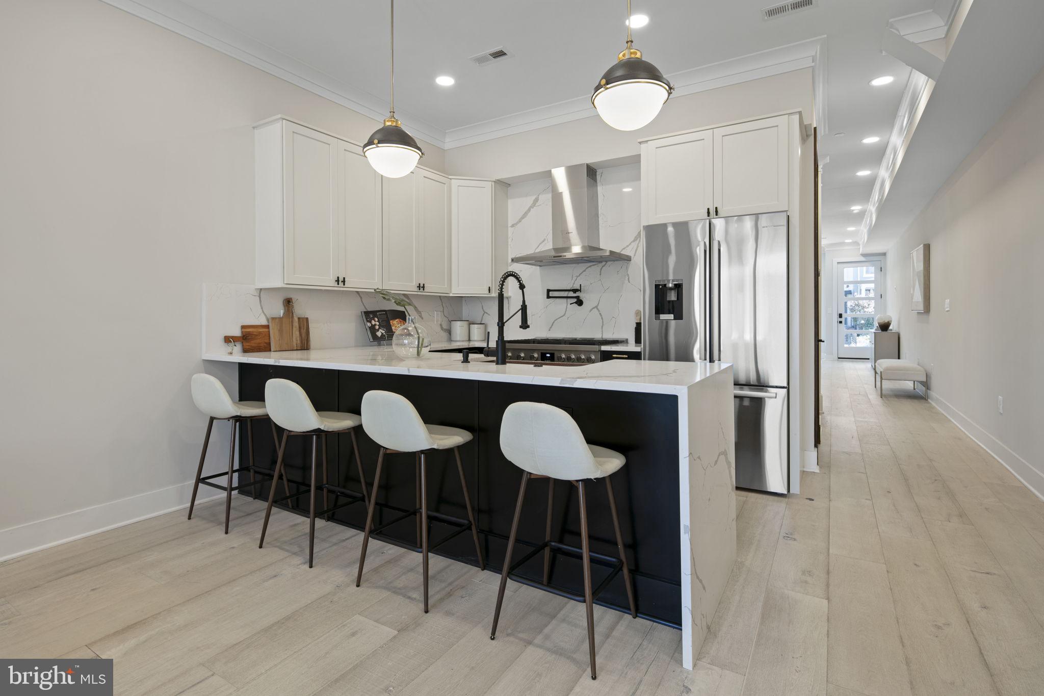3554 13th Street NW Unit: PH2
