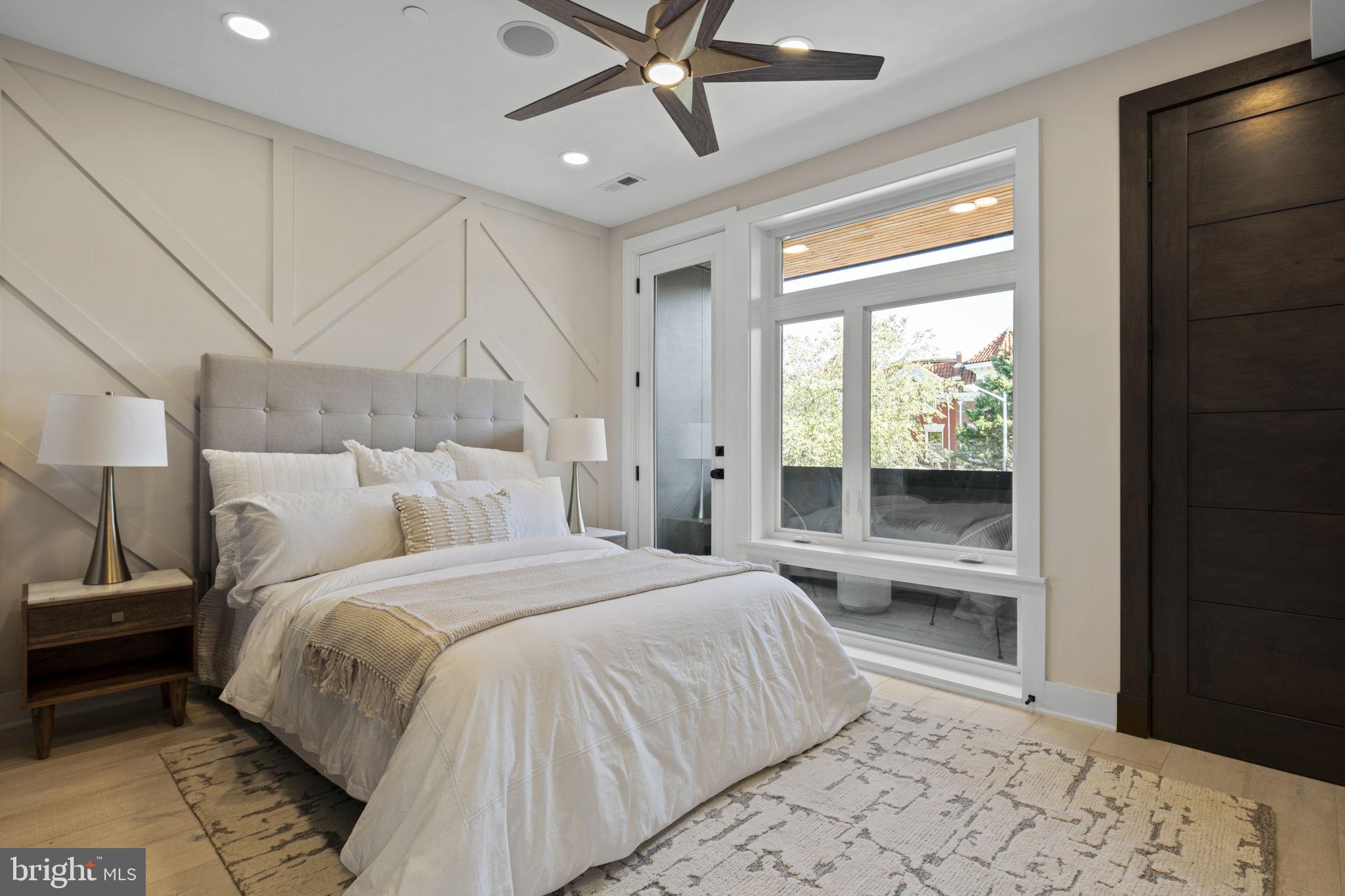3554 13th Street NW Unit: PH2