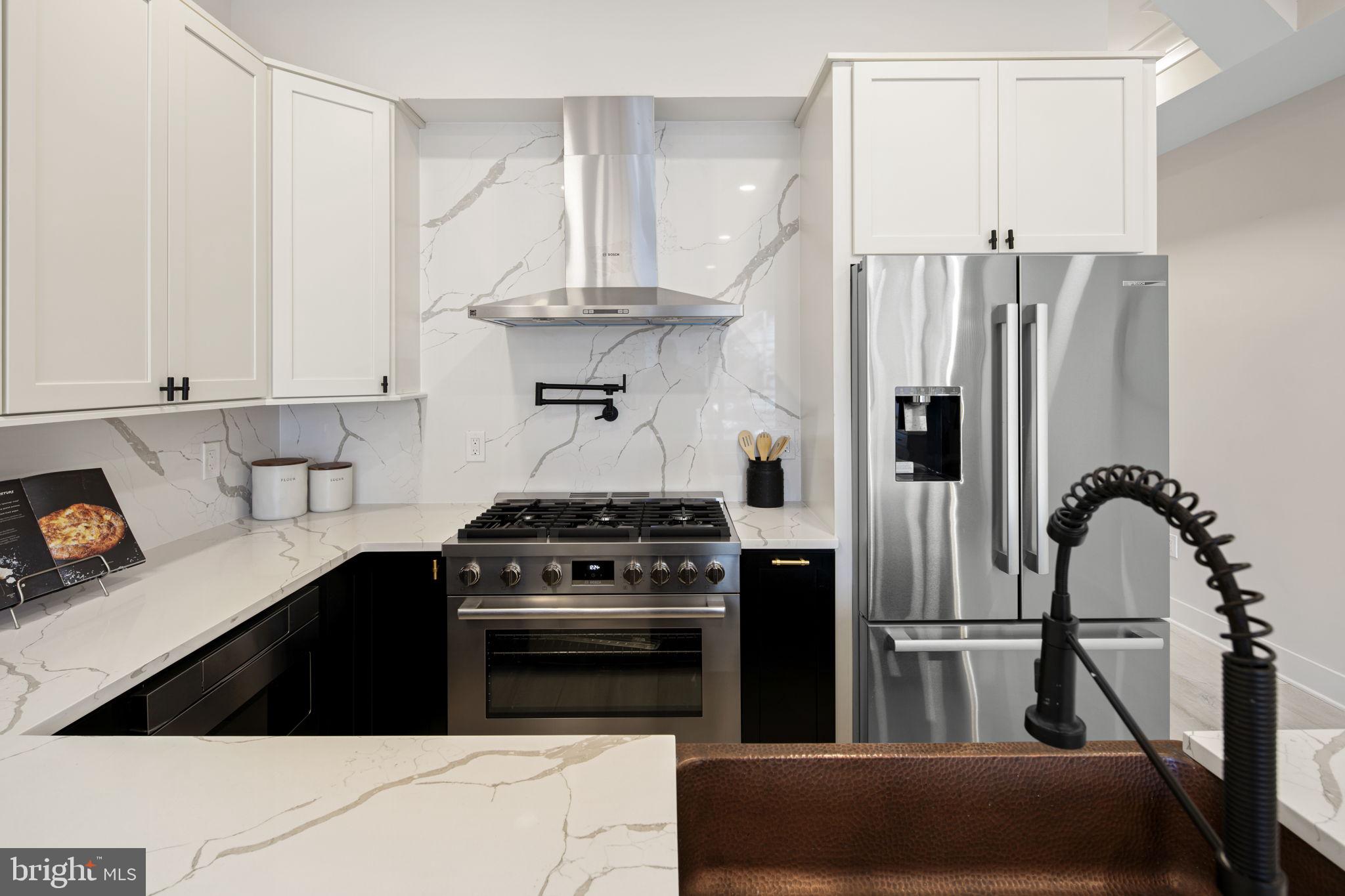 3554 13th Street NW Unit: PH2