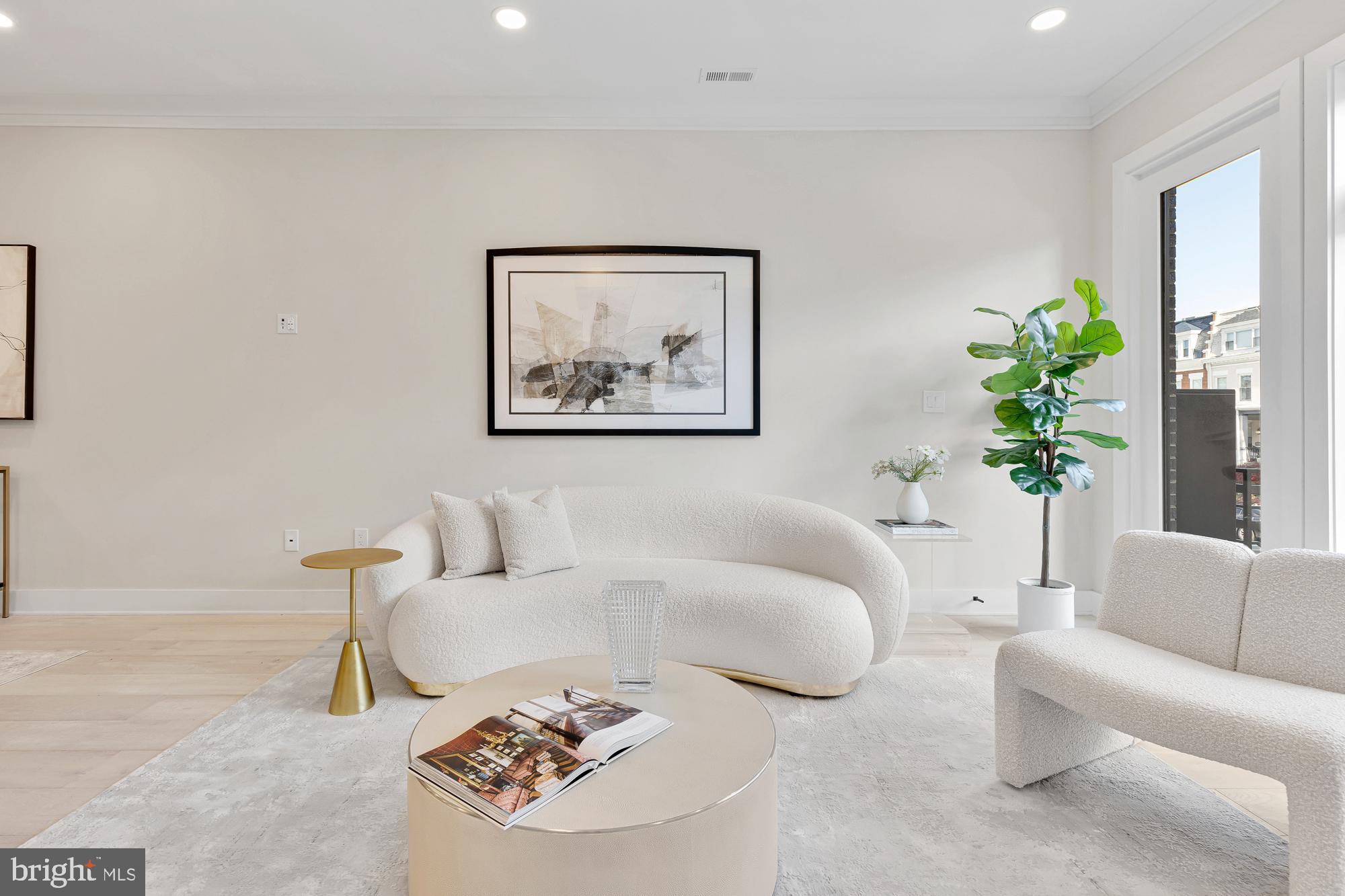 3554 13th Street NW Unit: PH2