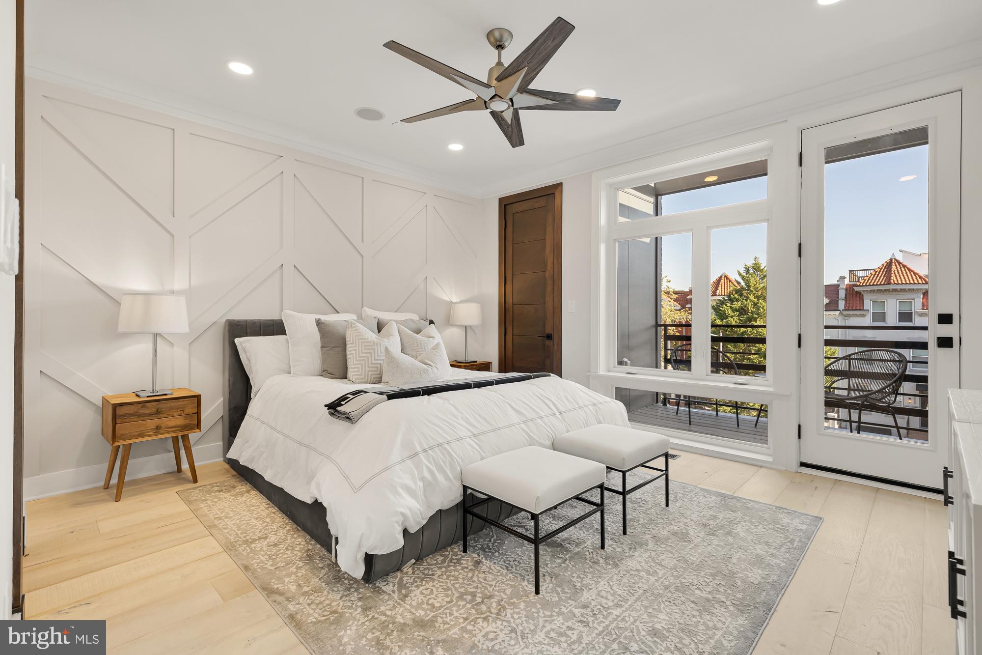 3554 13th Street NW Unit: PH2