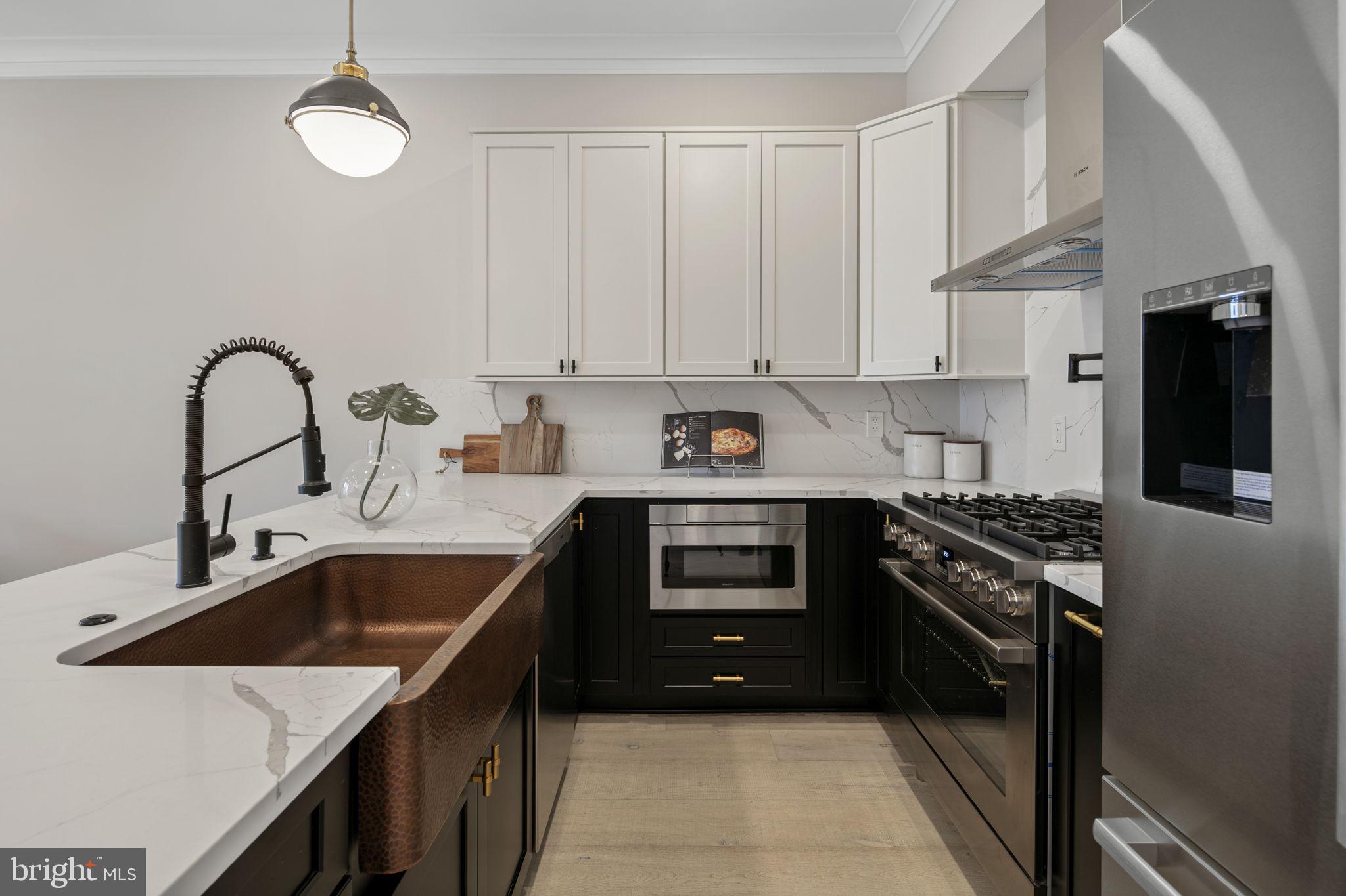 3554 13th Street NW Unit: PH2