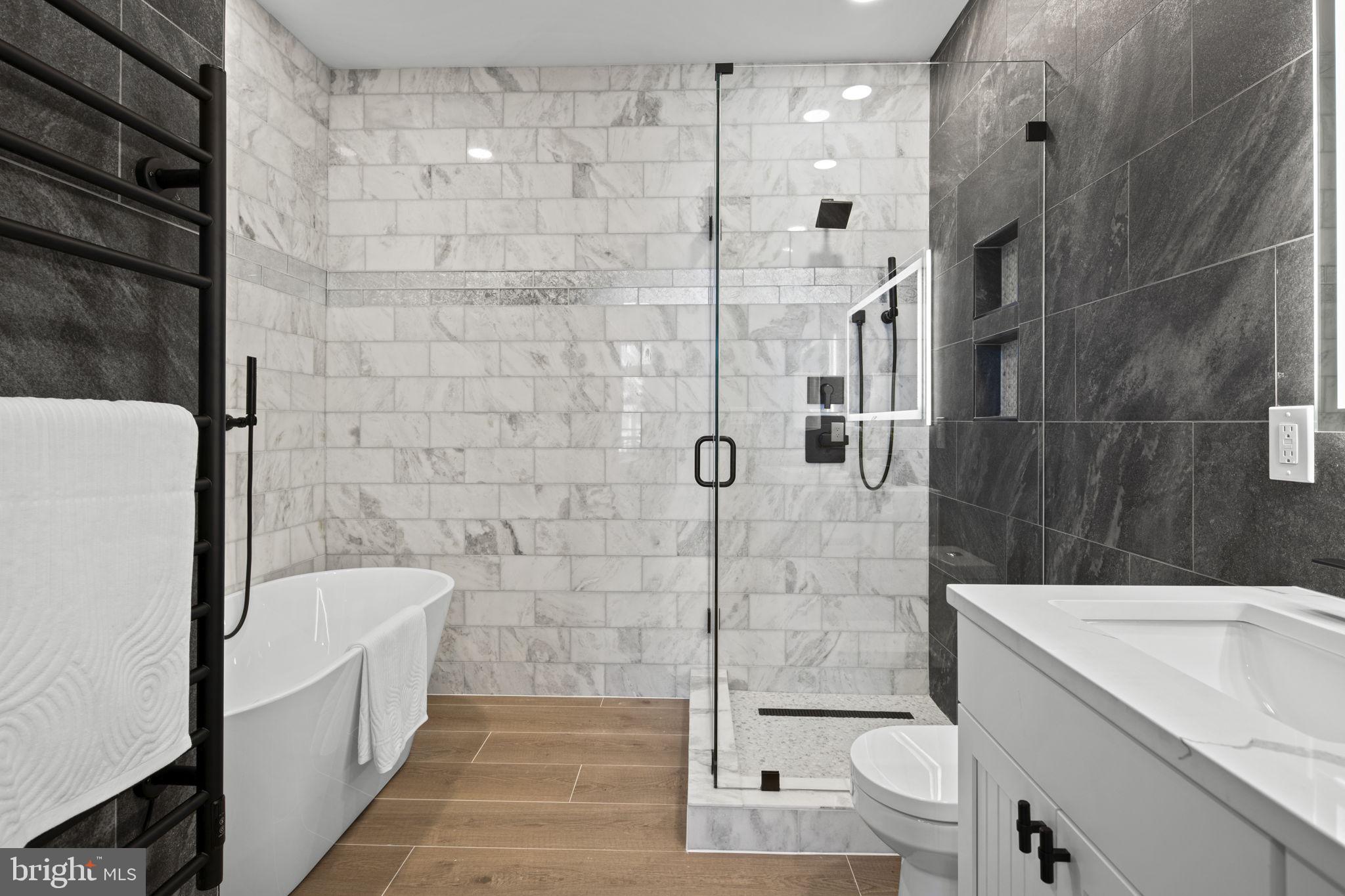 3554 13th Street NW Unit: PH2