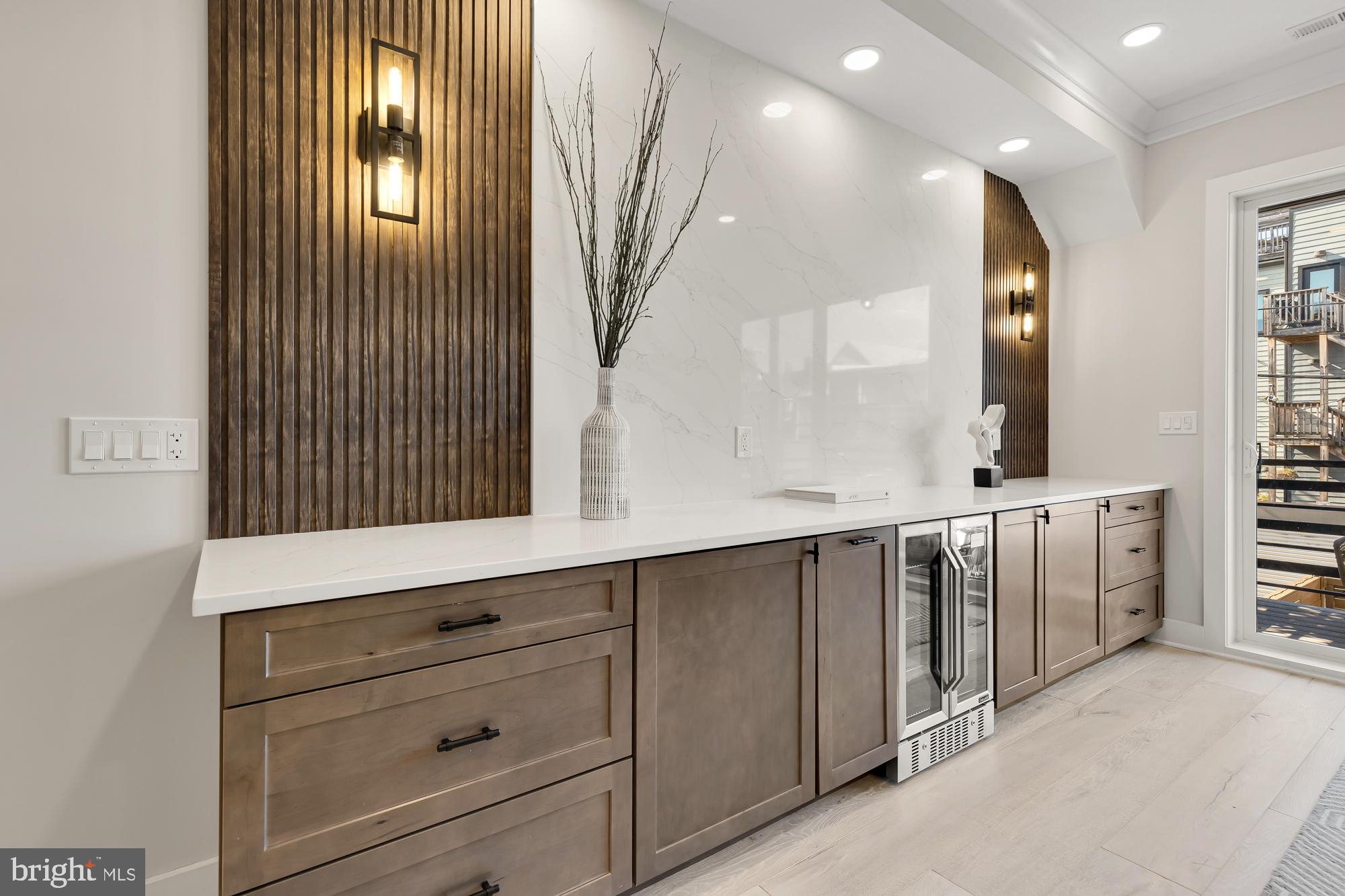 3554 13th Street NW Unit: PH2
