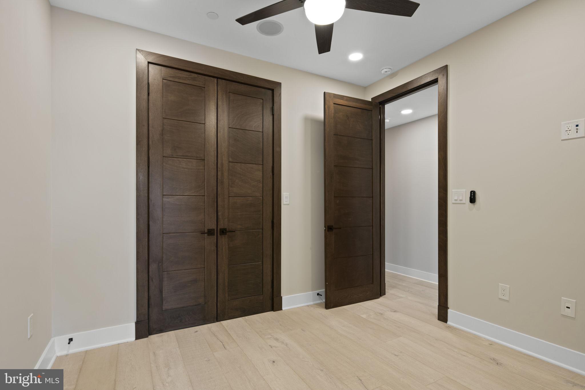 3554 13th Street NW Unit: PH2