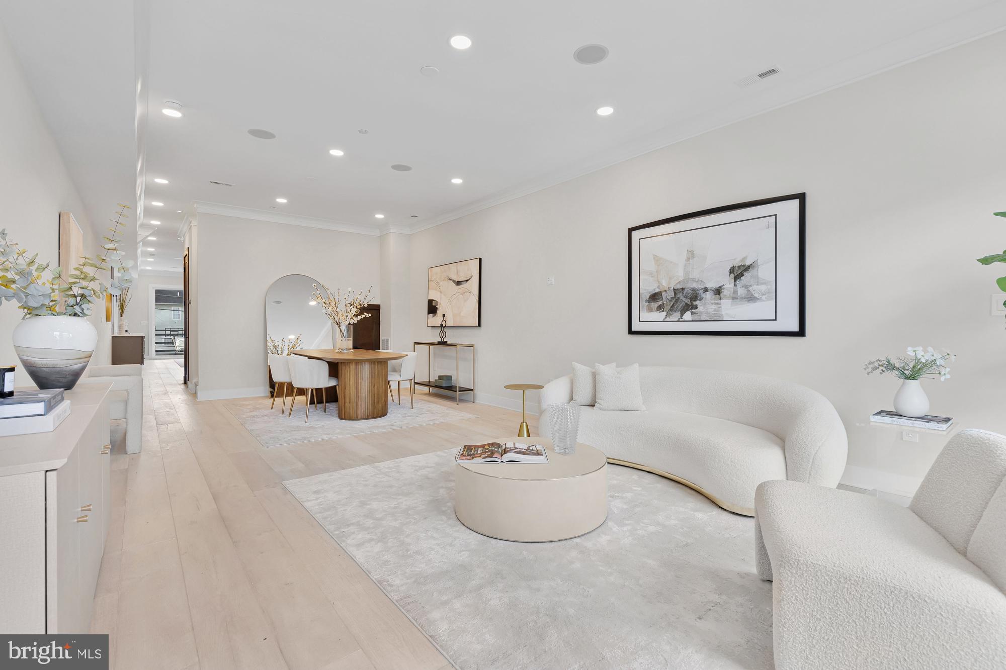 3554 13th Street NW Unit: PH2