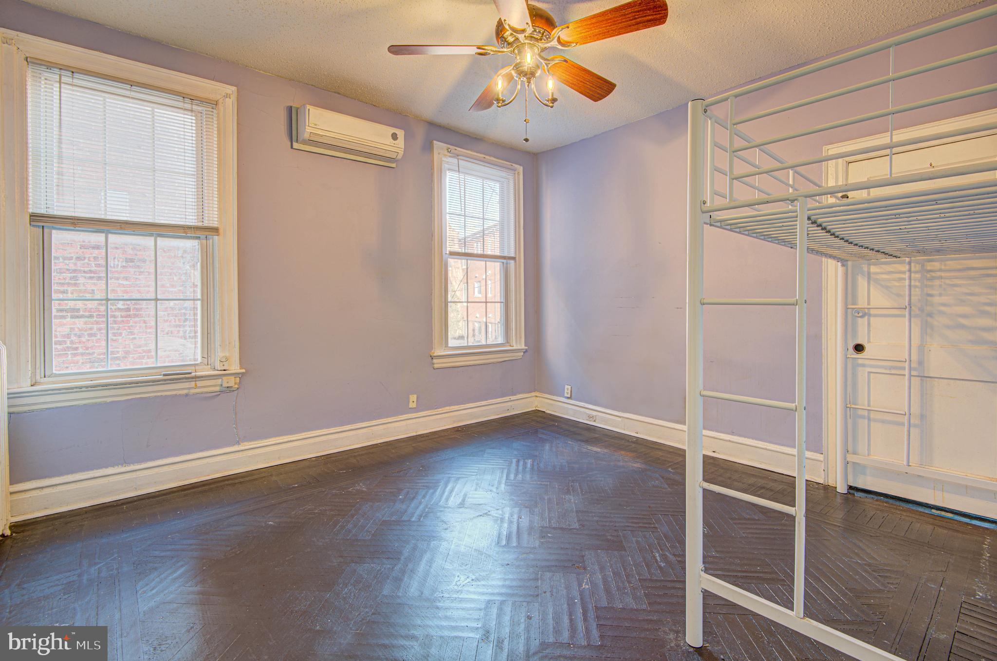 3553 Holmead PLACE NW